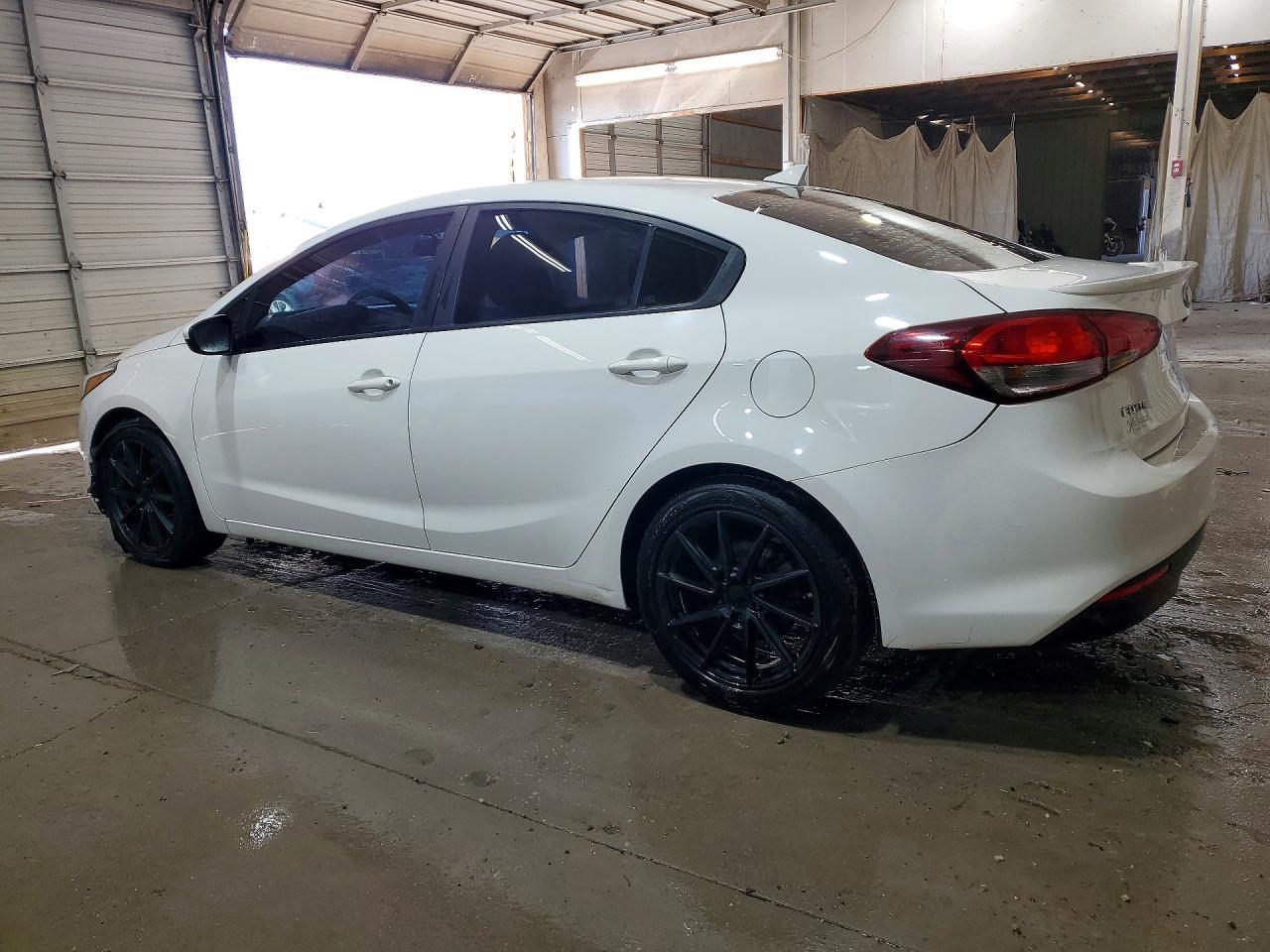 2017 Kia Forte Lx - Фото 2