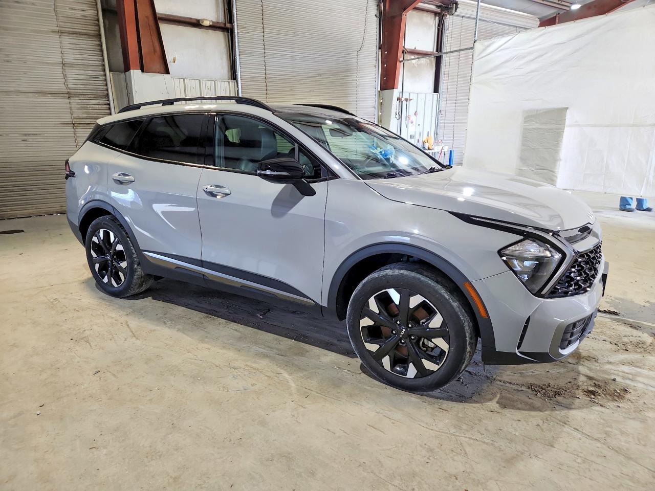 2023 Kia Sportage X-Line - Image 4