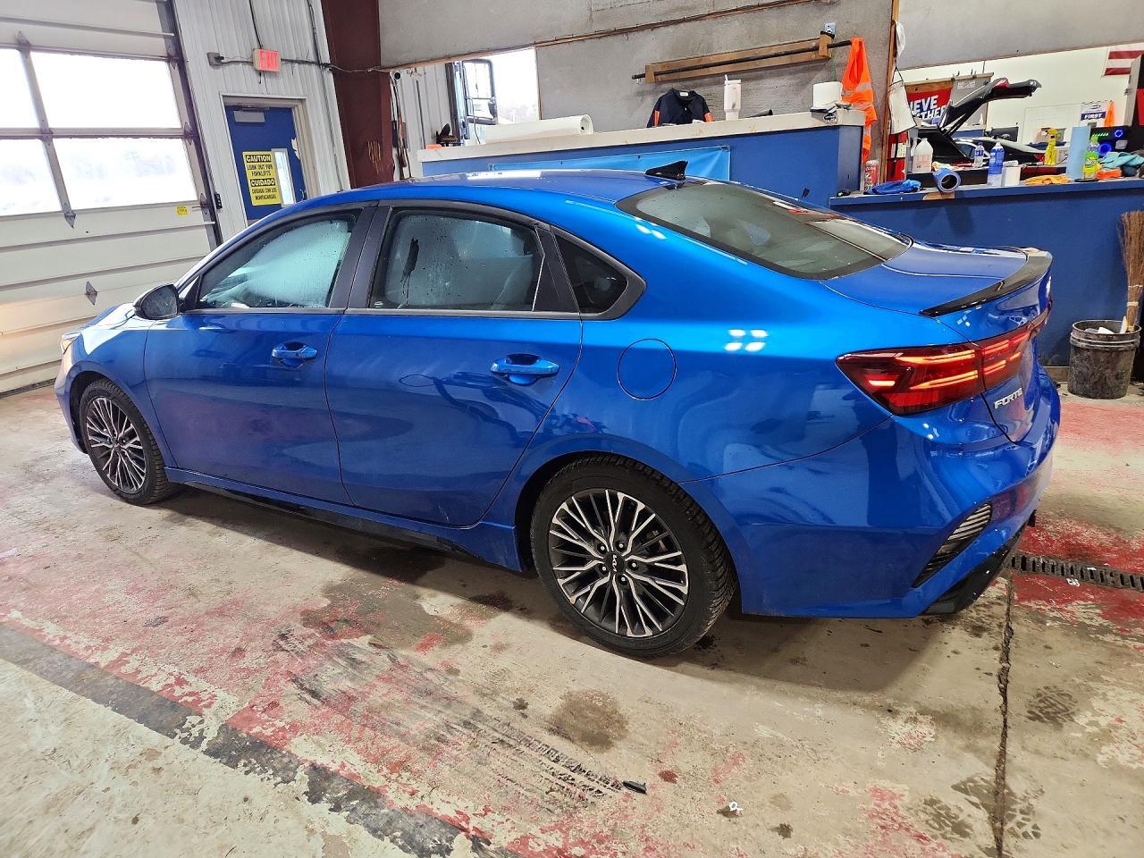 2024 Kia Forte Gt Line - Фото 2