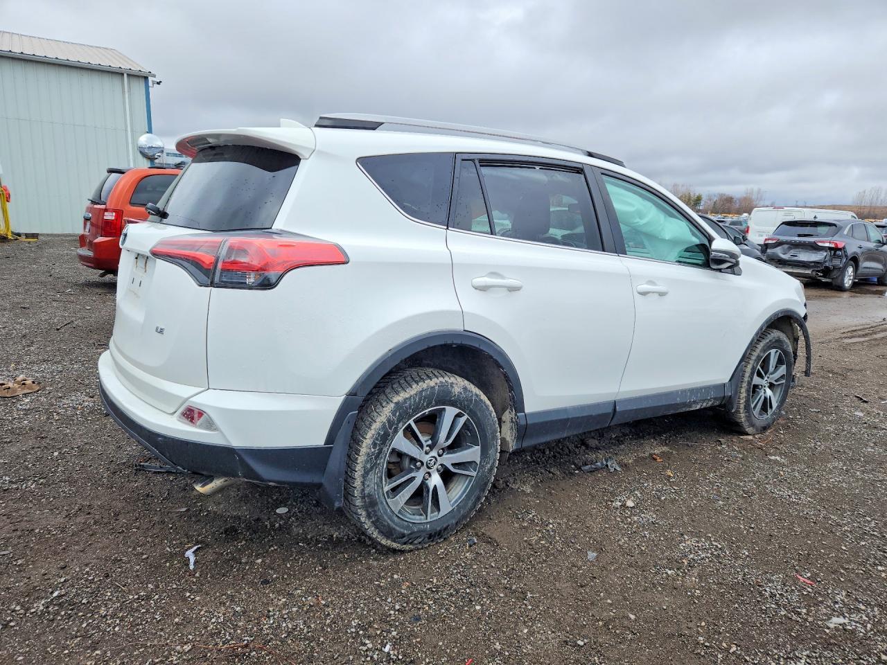 2018 Toyota Rav4 Le - Фото 3