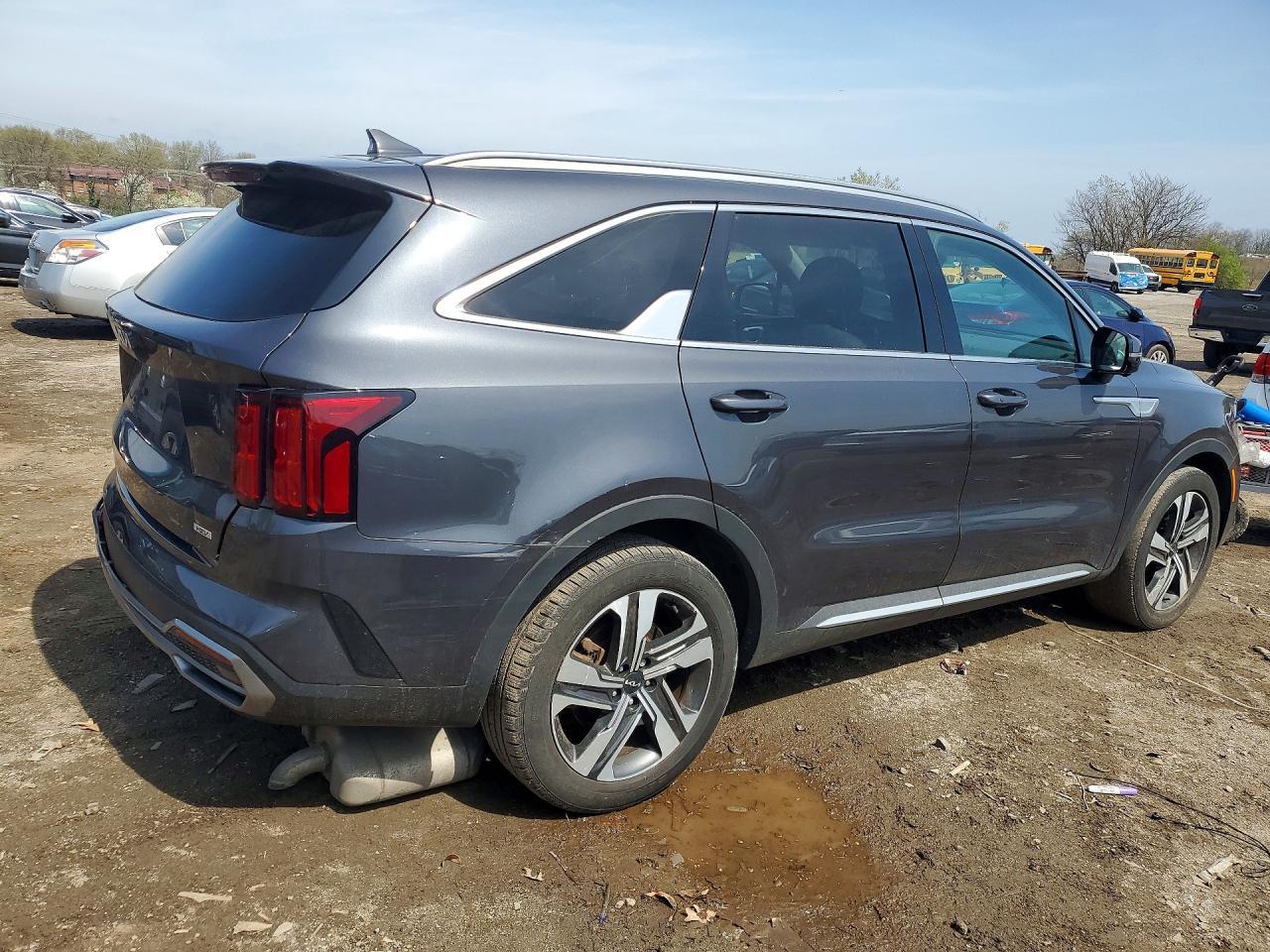 2023 Kia Sorento Hybrid Sx Prestige - Image 3