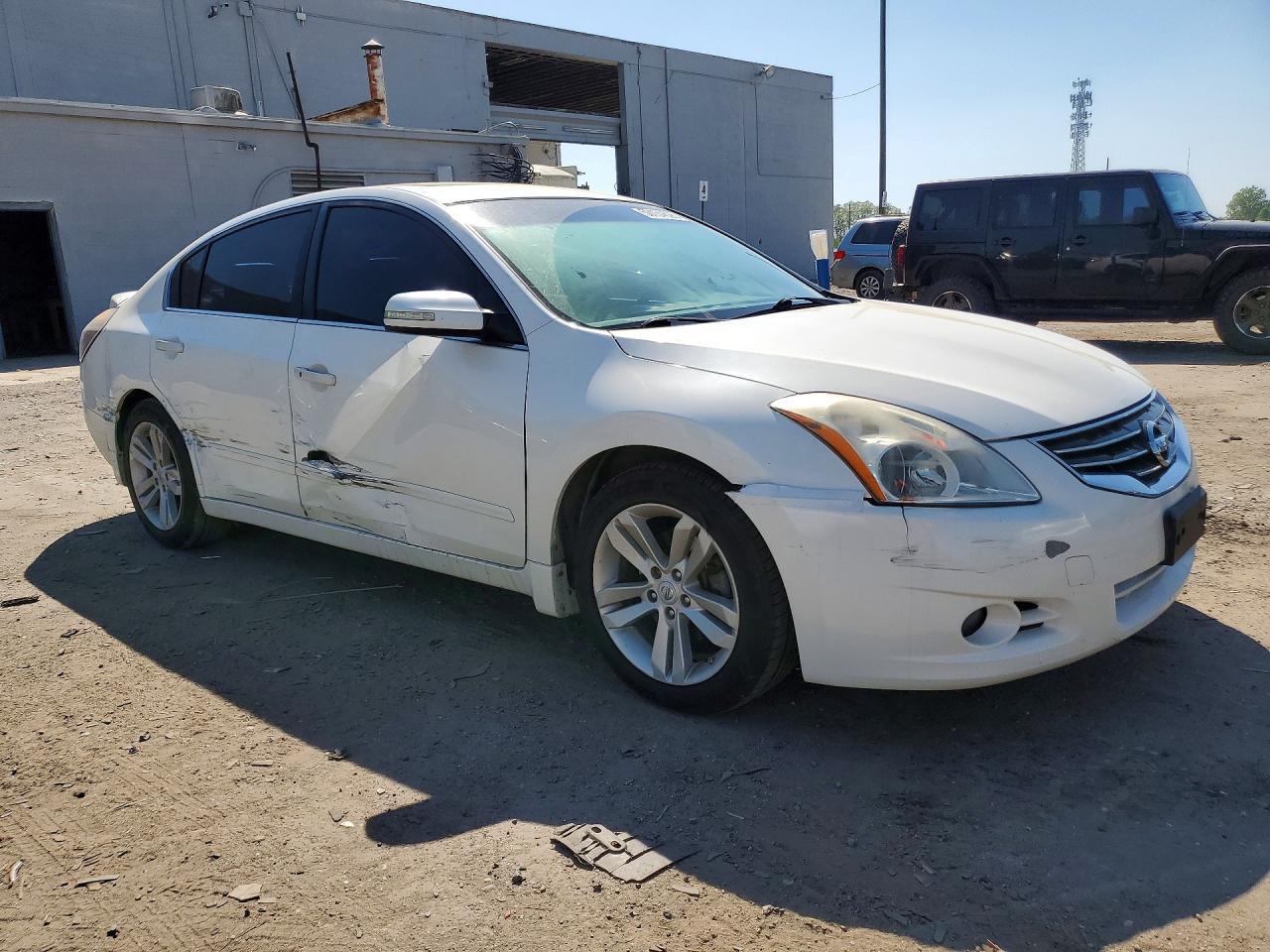 2011 Nissan Altima Sr - Фото 4