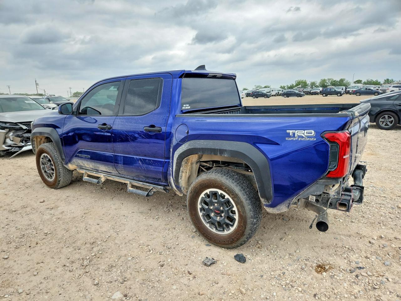 2025 Toyota Tacoma Trd Off-Road - Image 2