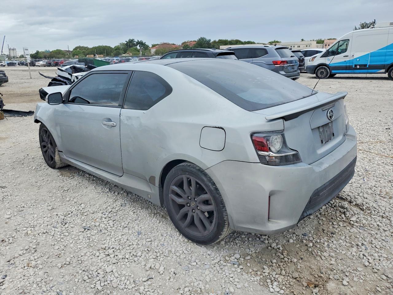 2014 Scion Tc 10 Series - Фото 2