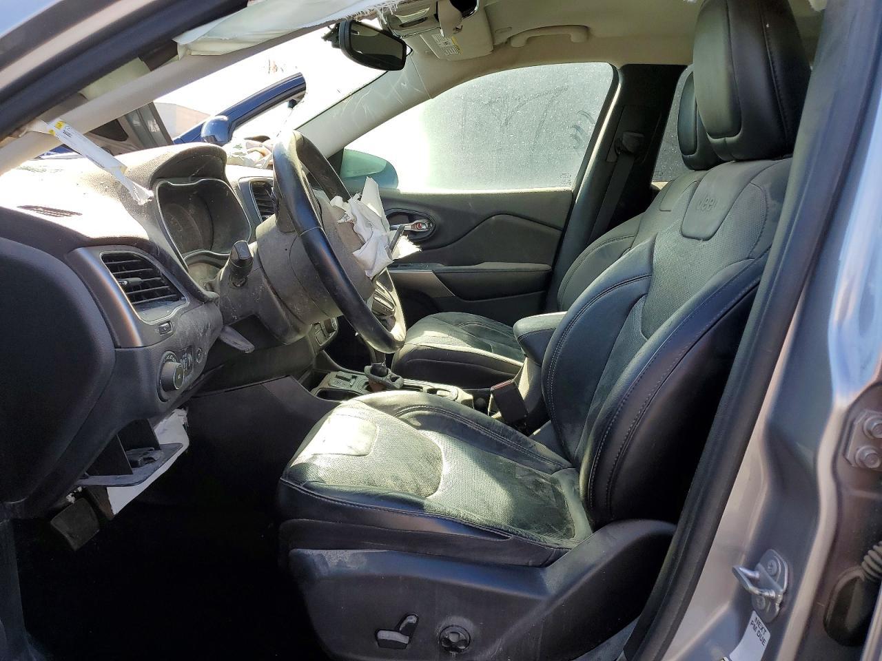 2020 Jeep Cherokee Limited - Image 7