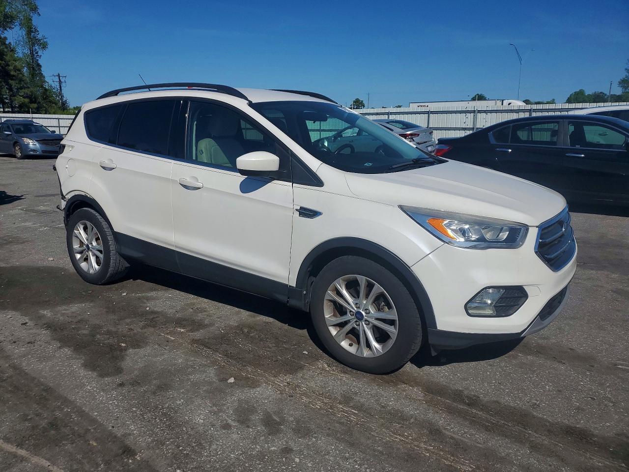 2017 Ford Escape Se - Image 4