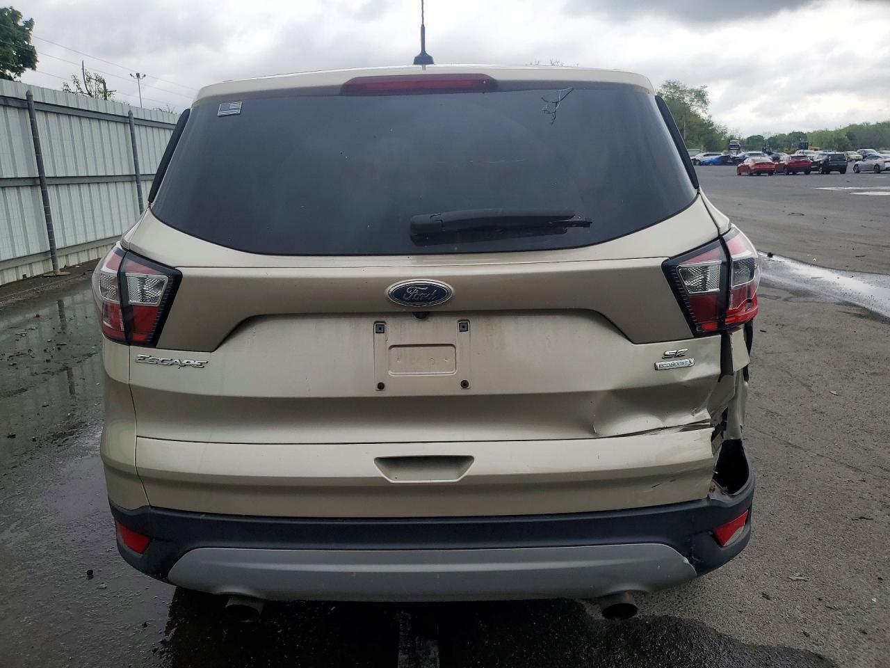 2017 Ford Escape Se - Image 6
