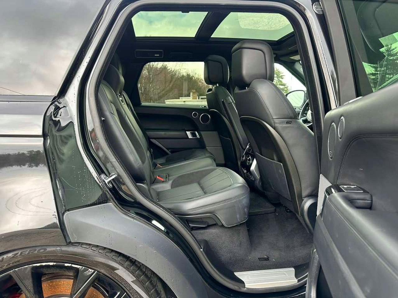 2020 Land Rover Range Rover Sport Hst - Image 5