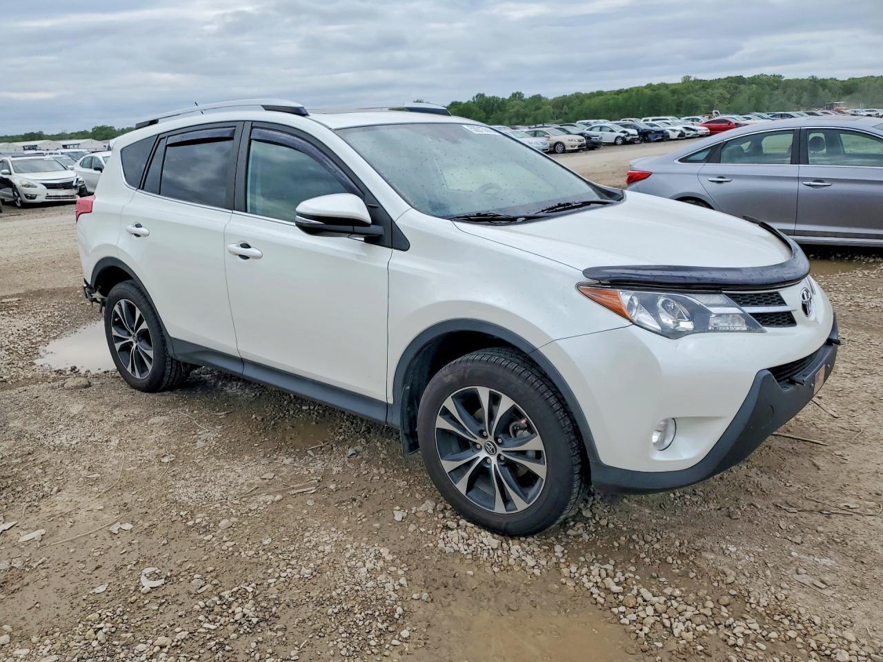 2015 Toyota Rav4 Limited - Image 4