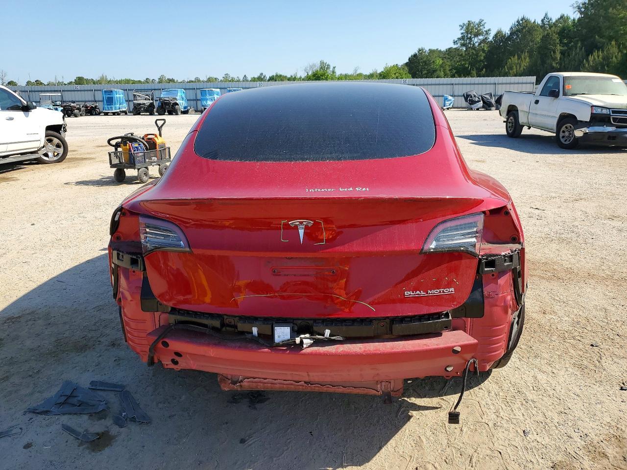2022 Tesla Model 3 - Фото 6
