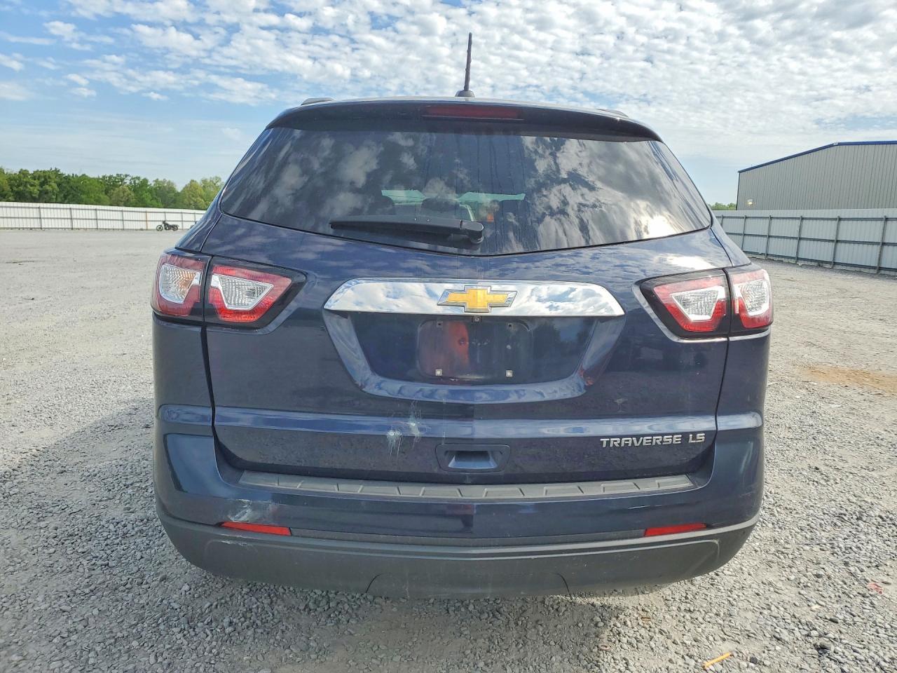 2016 Chevrolet Traverse Ls - Фото 6