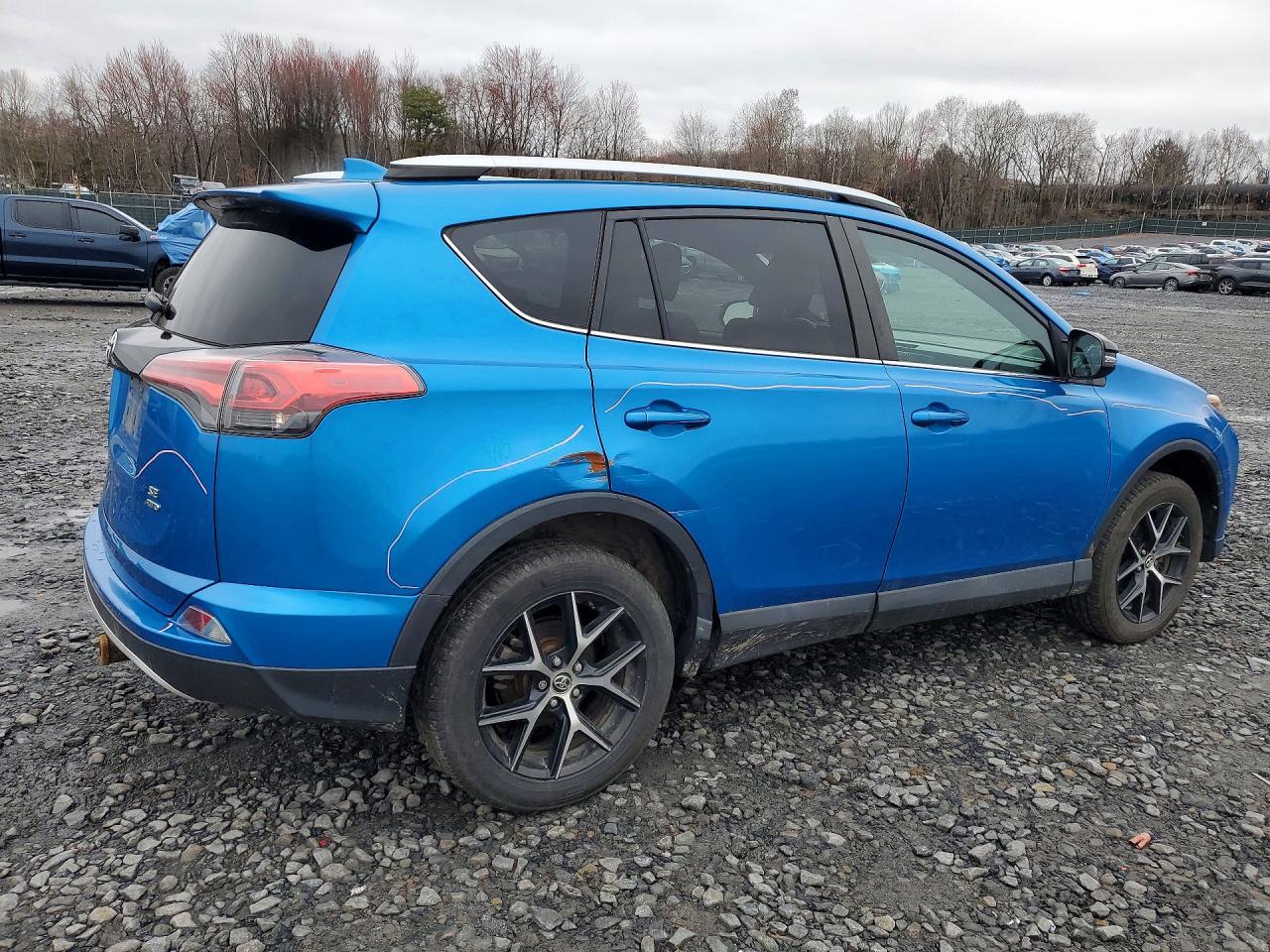 2016 Toyota Rav4 Se - Image 3