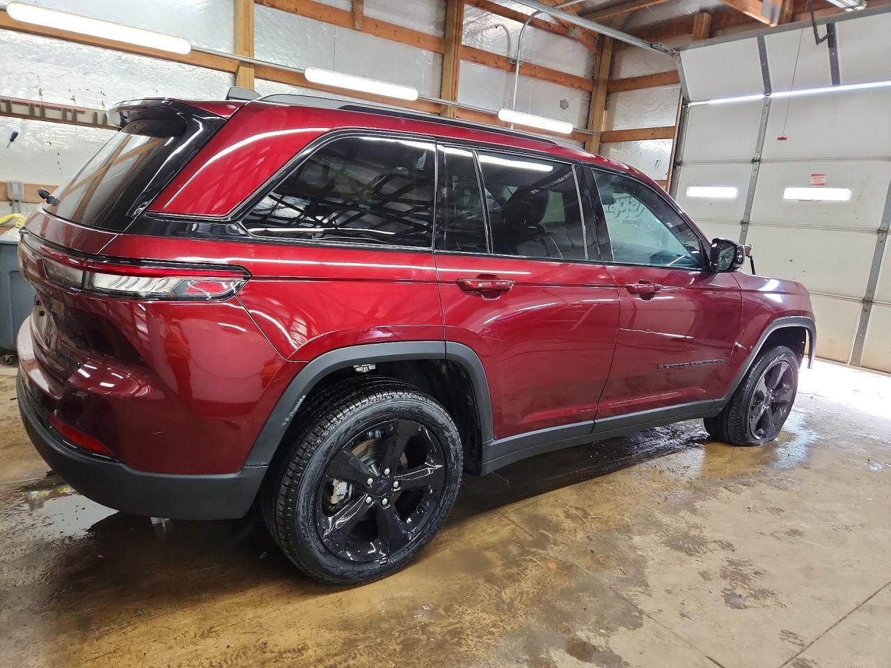 2023 Jeep Grand Cherokee Limited - Фото 3