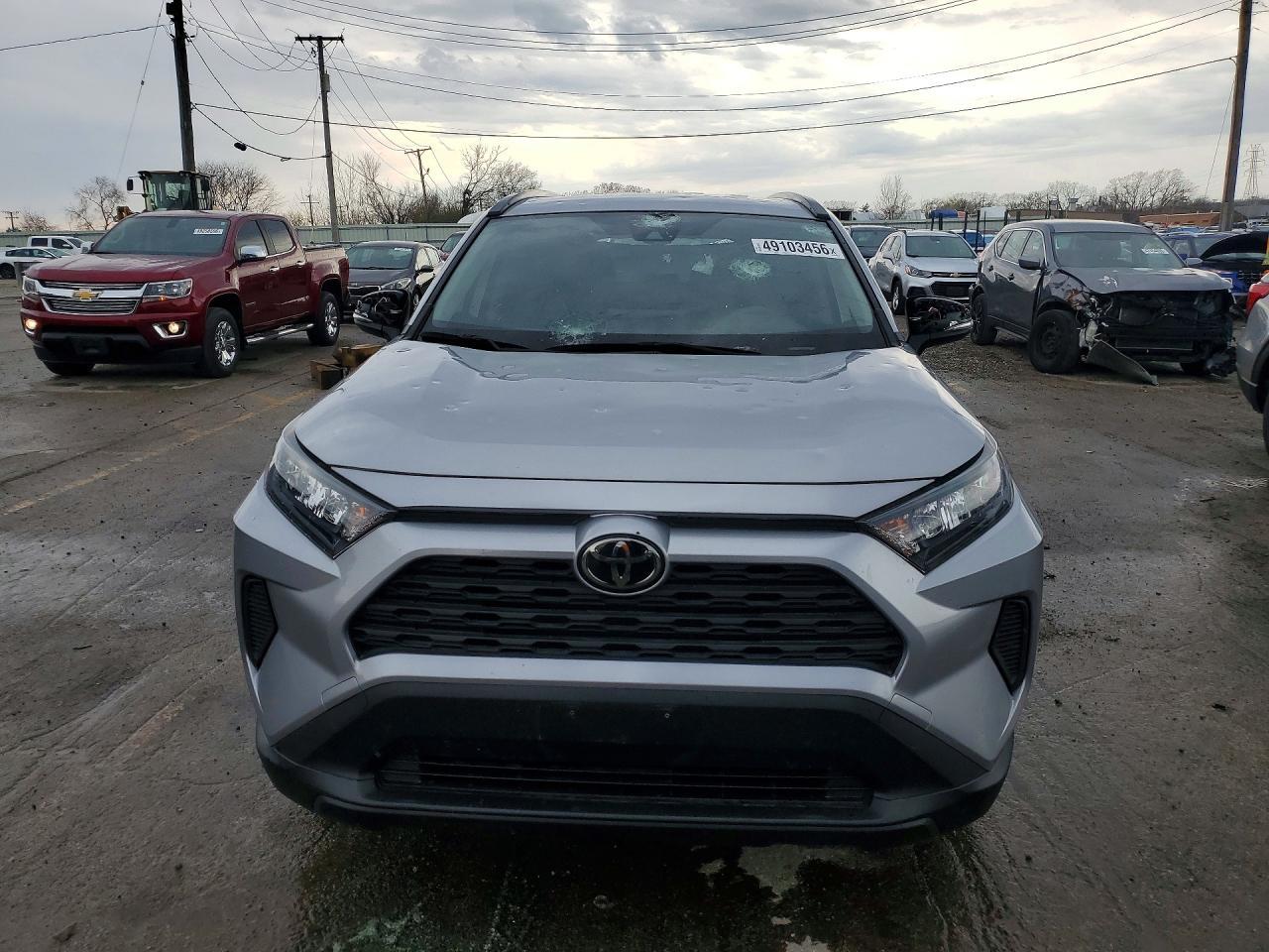 2020 Toyota Rav4 Le - Фото 5