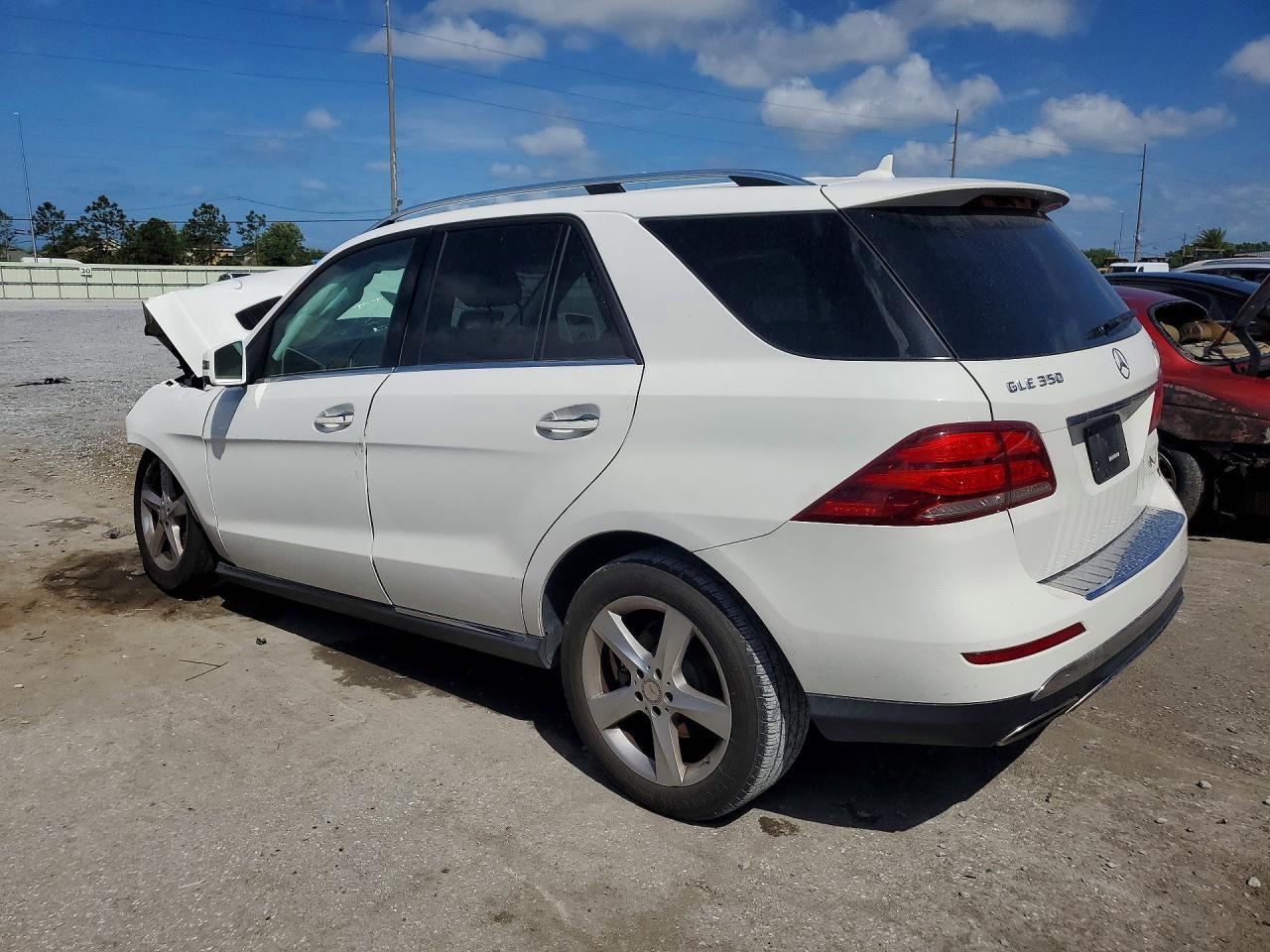2016 Mercedes-Benz Gle 350 4Matic - Фото 2