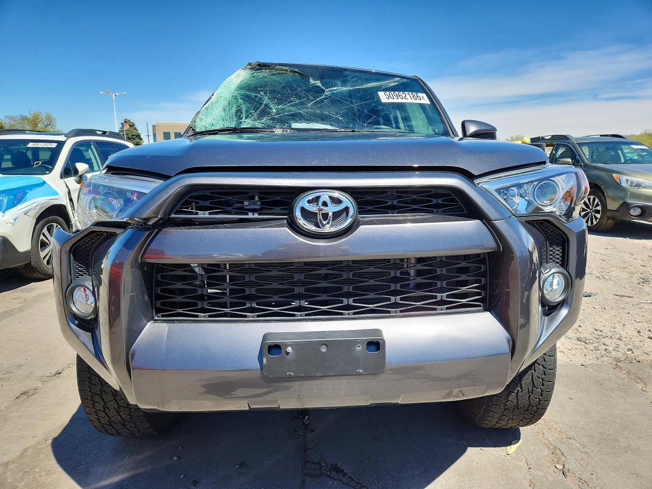 2018 Toyota 4Runner Sr5 - Image 5