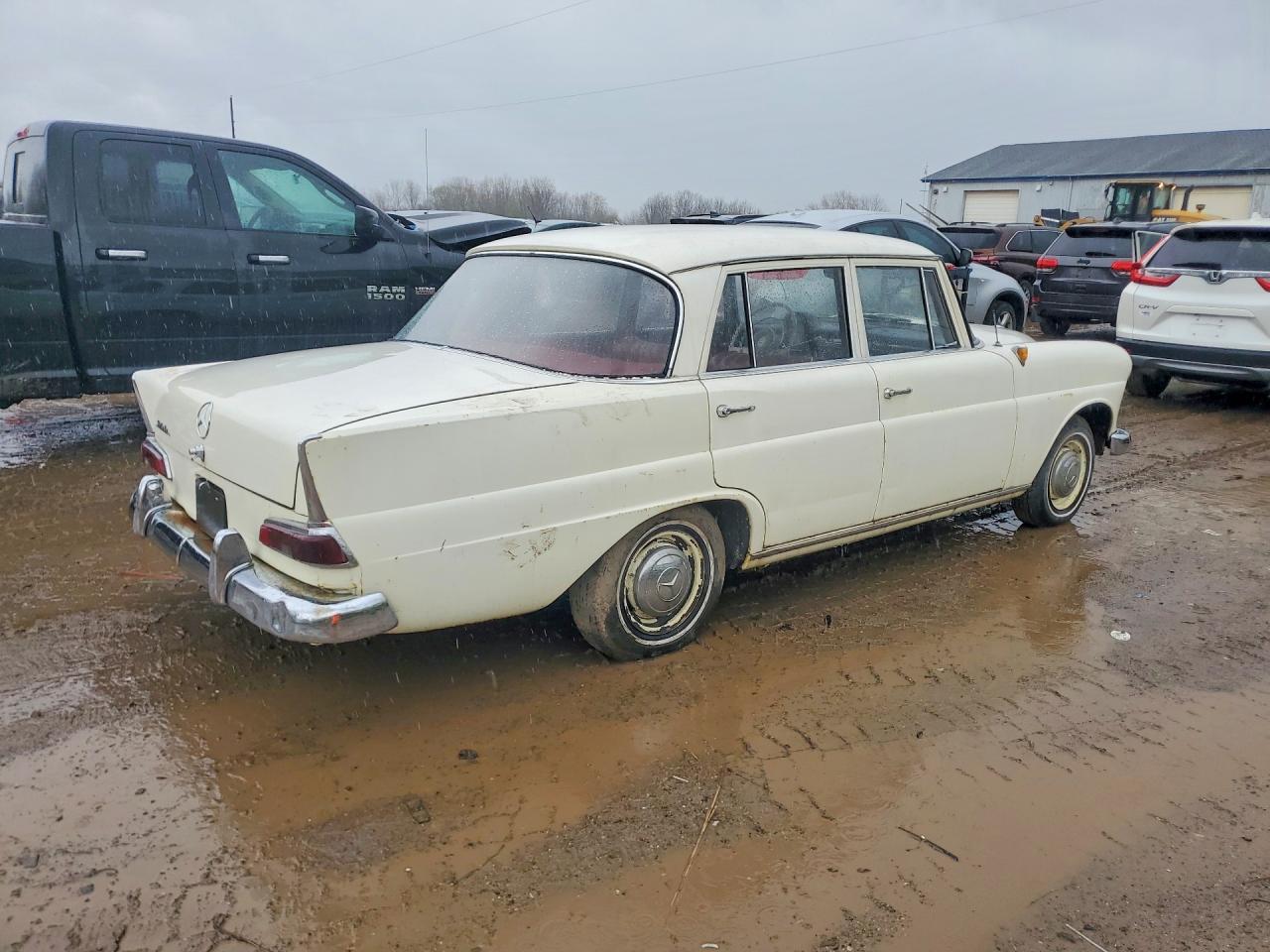 1963 Mercedes-Benz 190D - Фото 3
