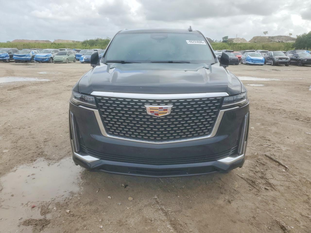 2022 Cadillac Escalade Esv Luxury - Image 5
