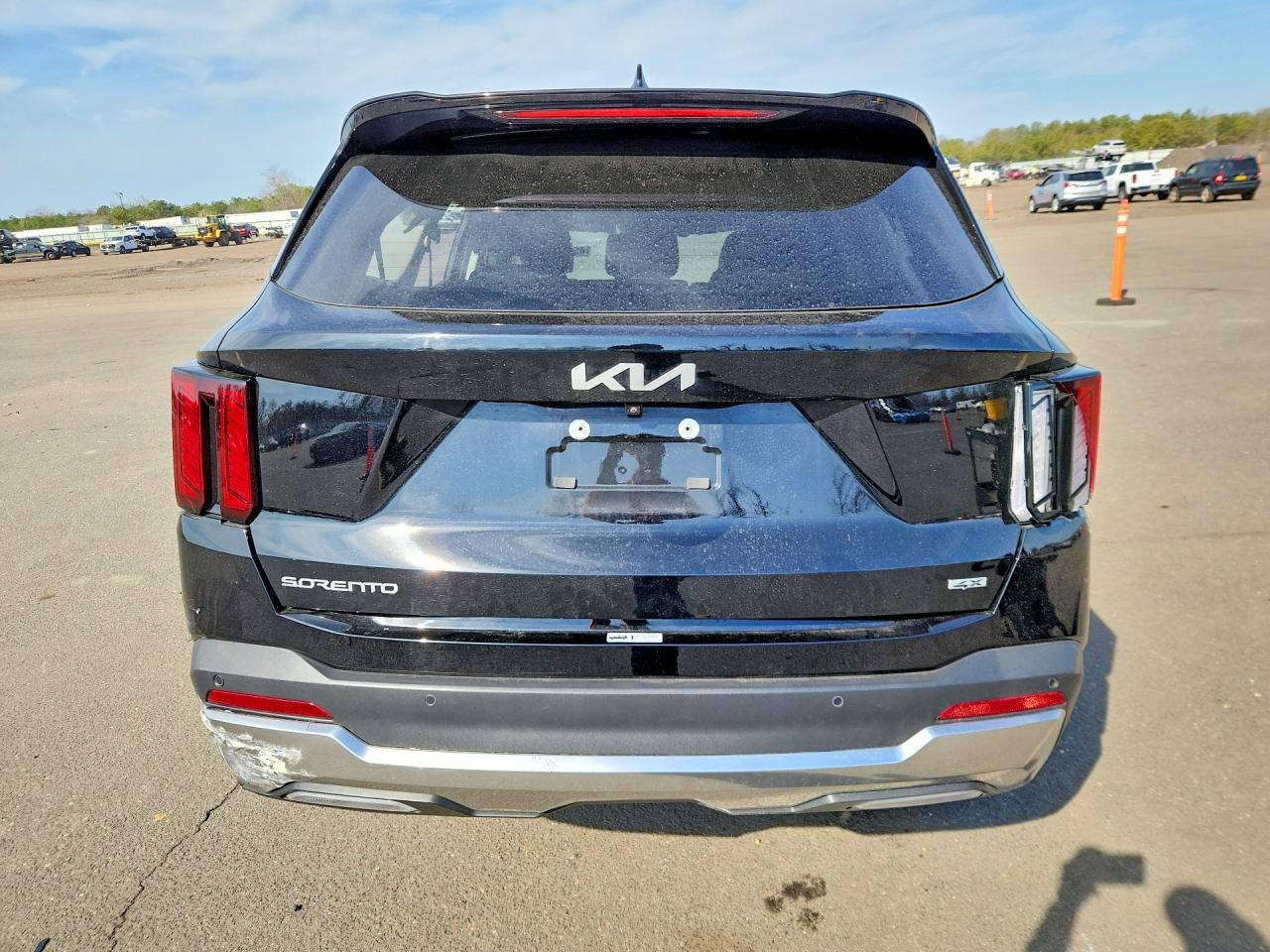 2024 Kia Sorento S - Фото 6