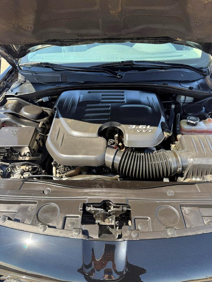 2015 Chrysler 300 Limited - Фото 7