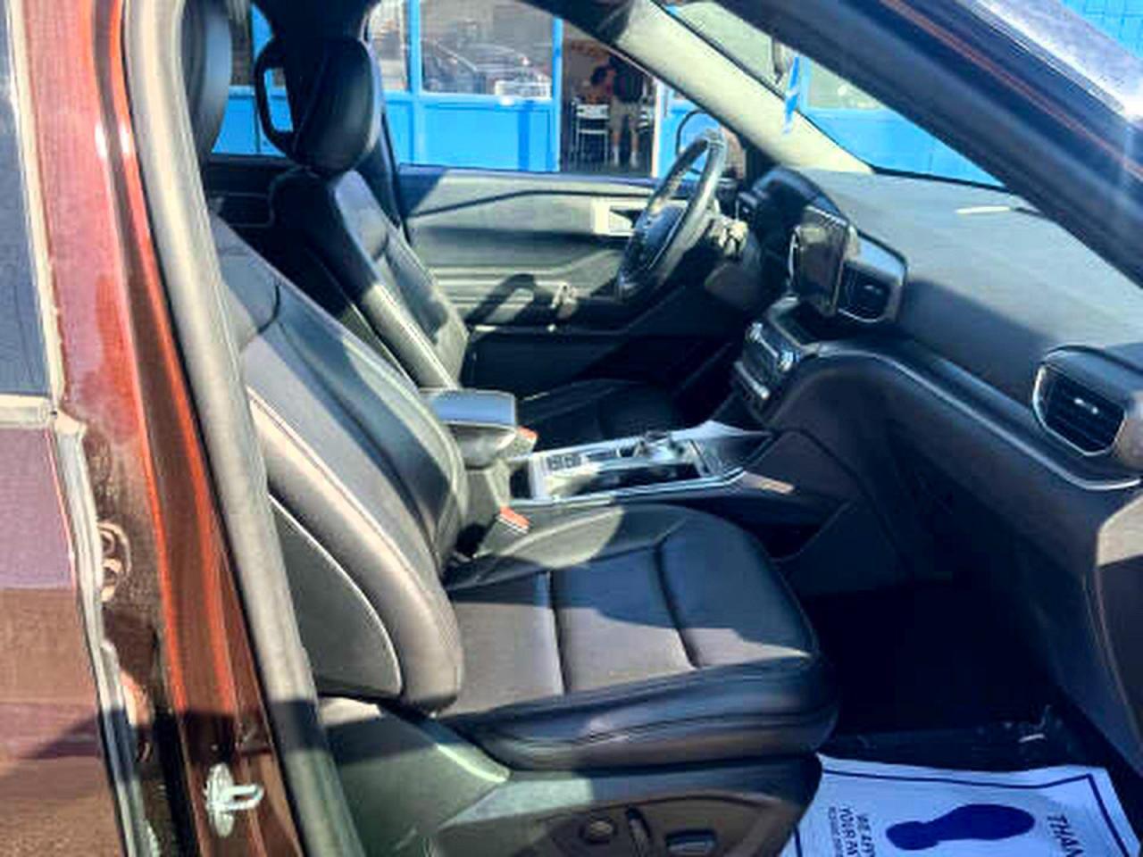 2020 Ford Explorer Xlt - Image 5