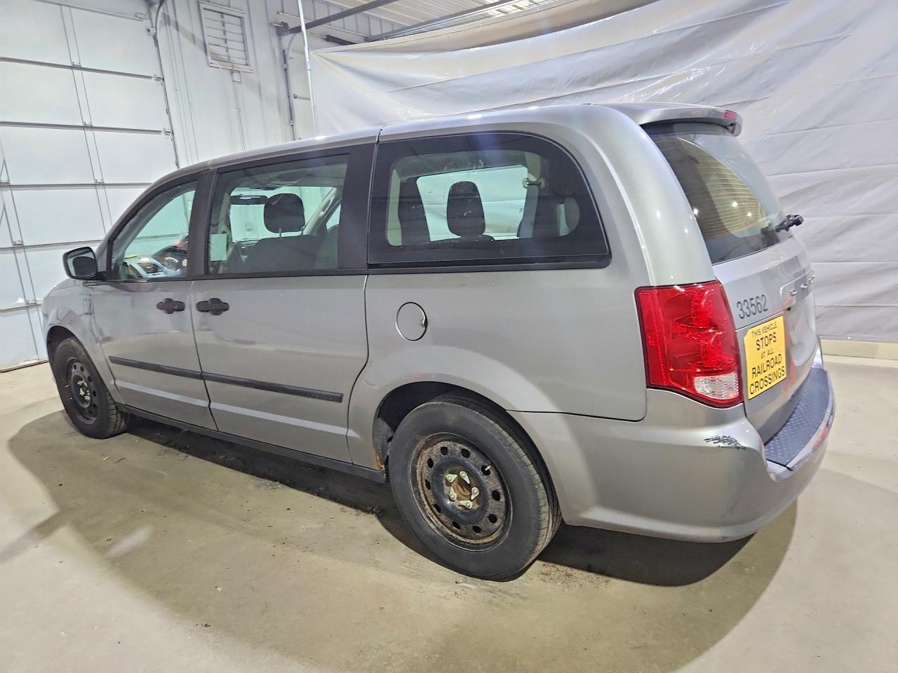 2014 Dodge Grand Caravan Se - Image 2