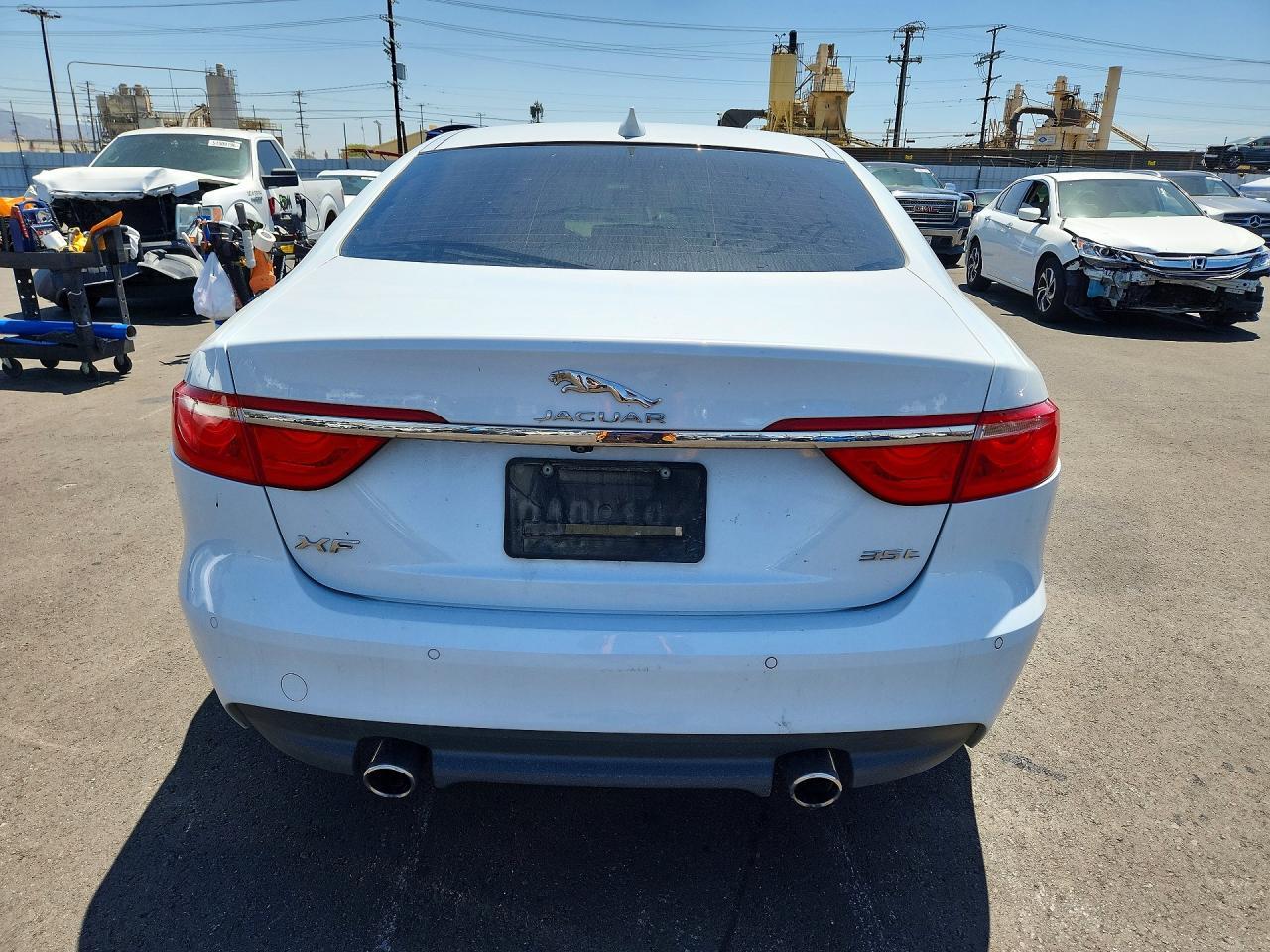 2017 Jaguar Xf Prestige - Фото 6