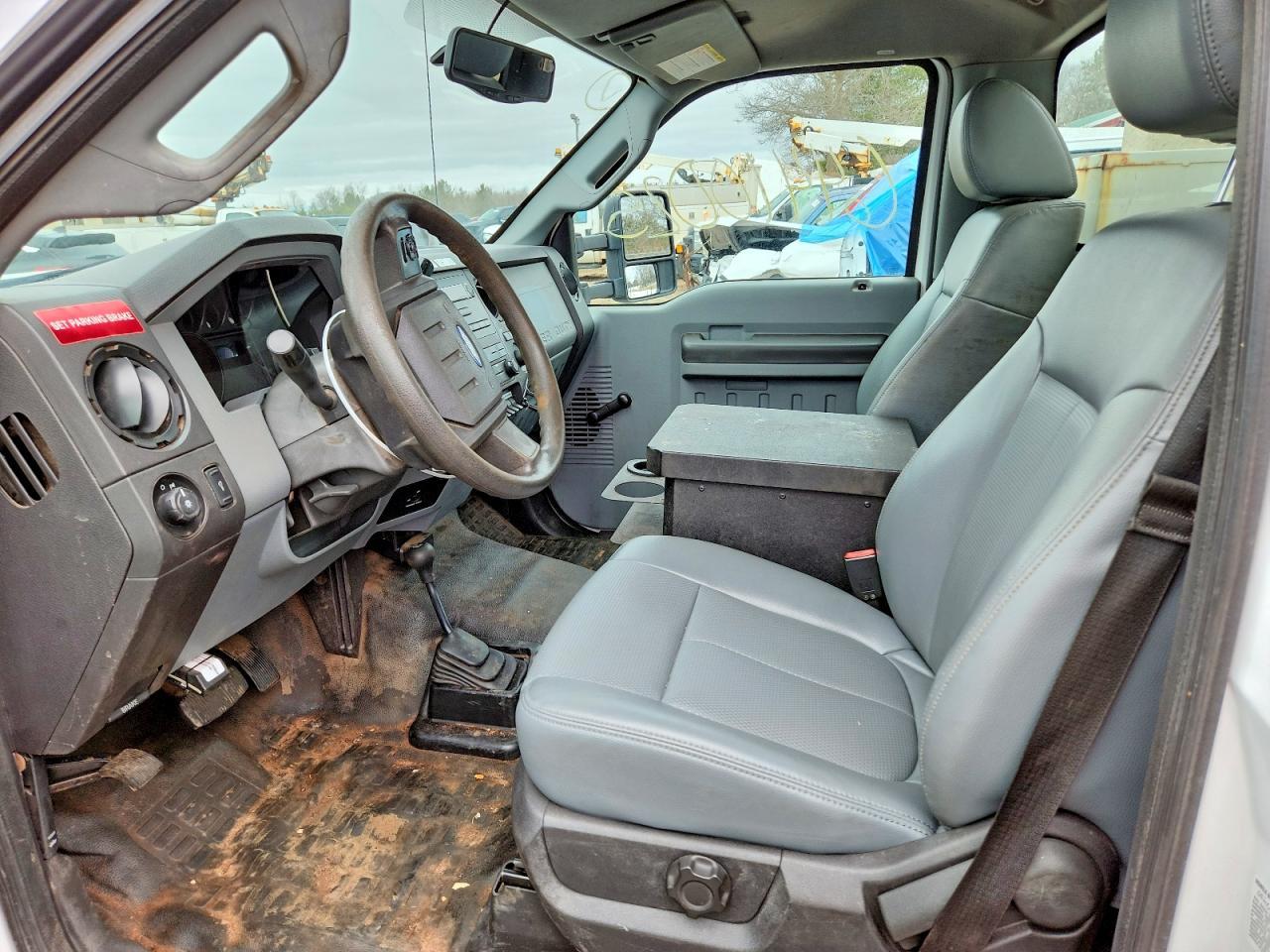 2013 Ford F450 Super Duty - Фото 7