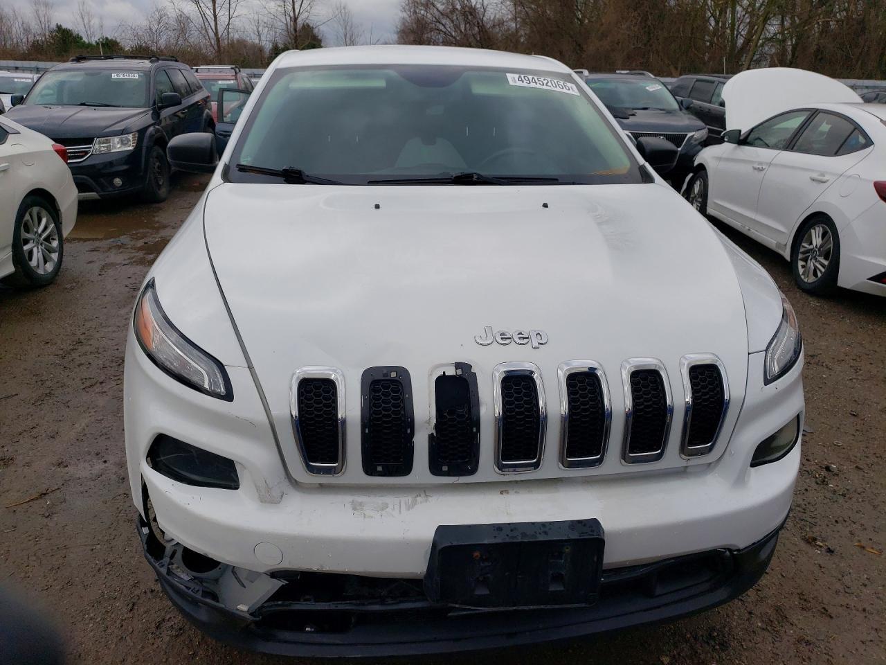 2015 Jeep Cherokee Sport - Image 5