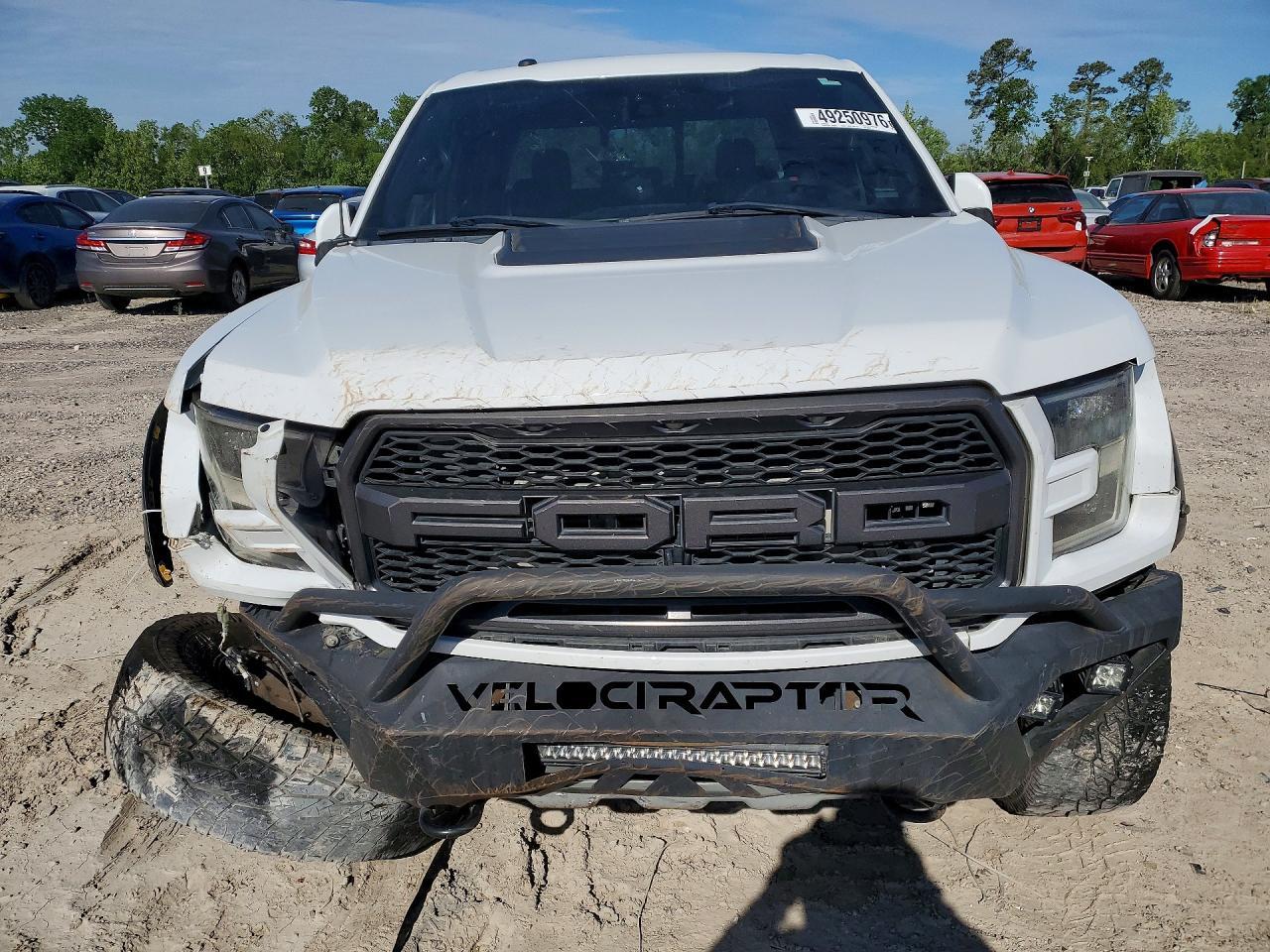 2018 Ford F150 Raptor - Фото 5