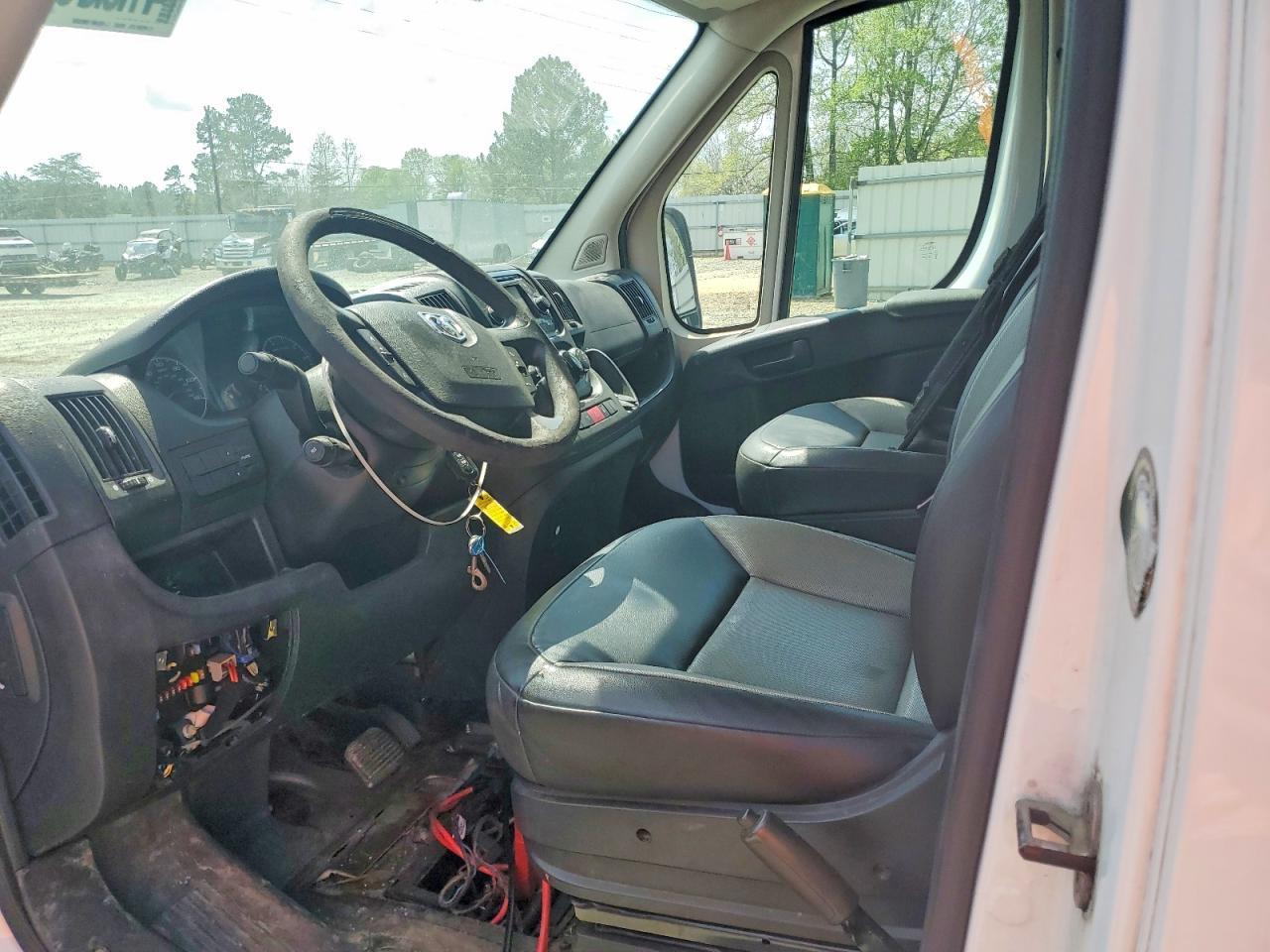 2016 Ram Promaster 3500 Delivery Van - Фото 7