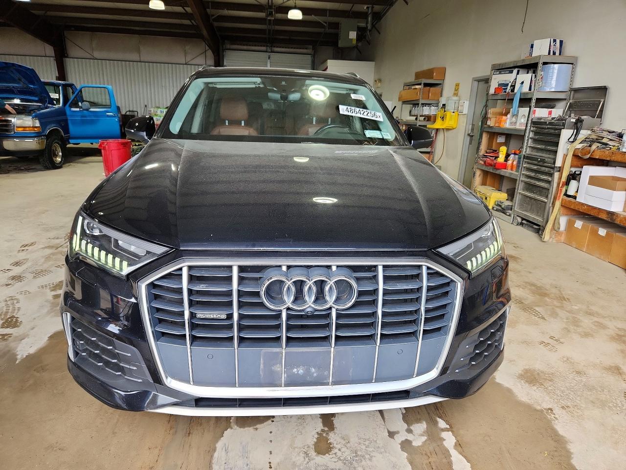 2021 Audi Q7 Premium Plus - Фото 5