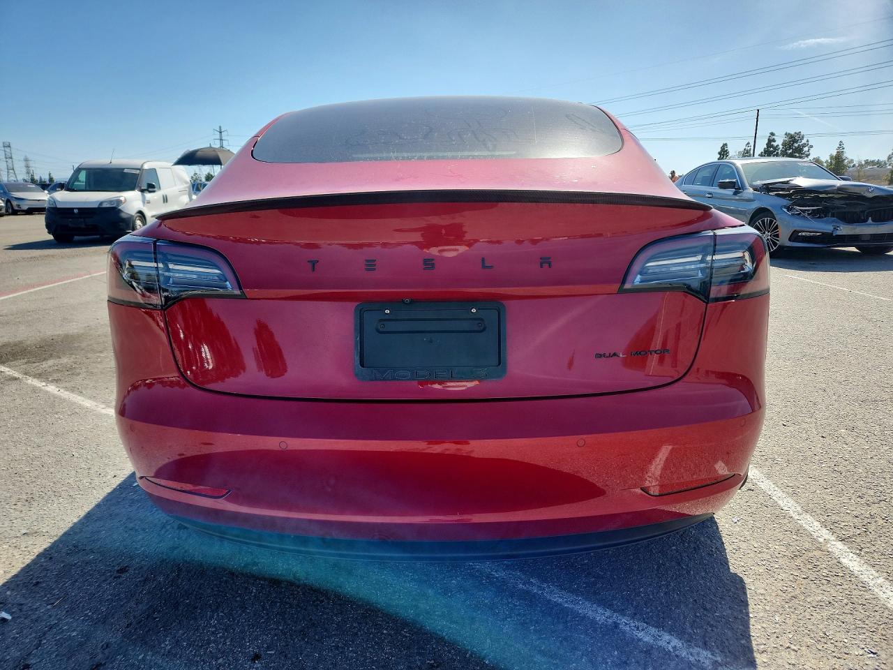 2022 Tesla Model 3 - Фото 6