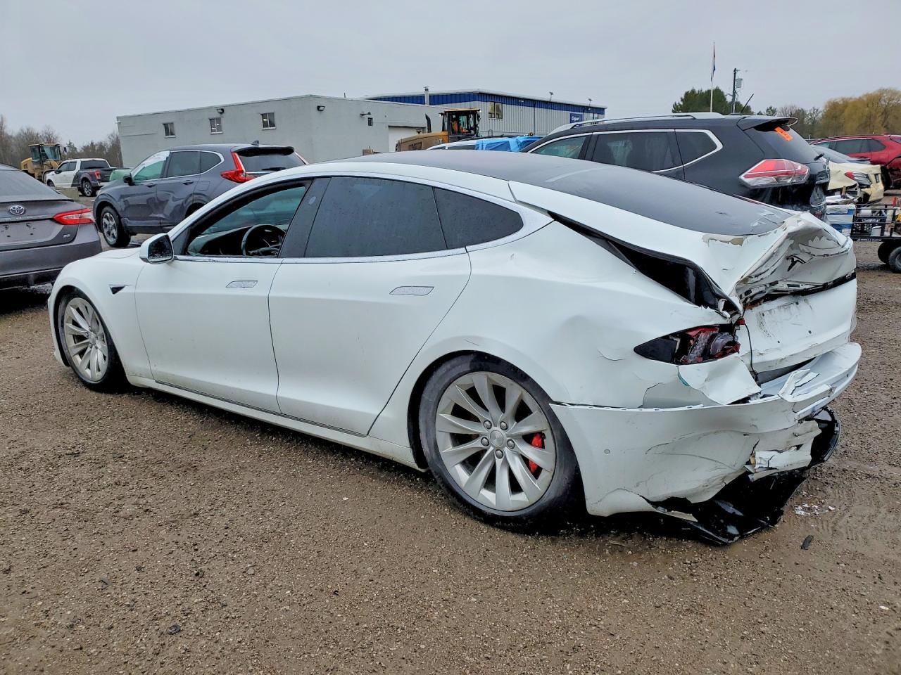 2019 Tesla Model S - Фото 2