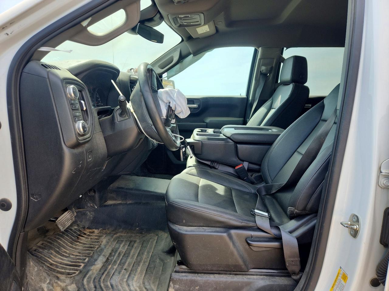 2023 GMC Sierra K1500 - Image 7