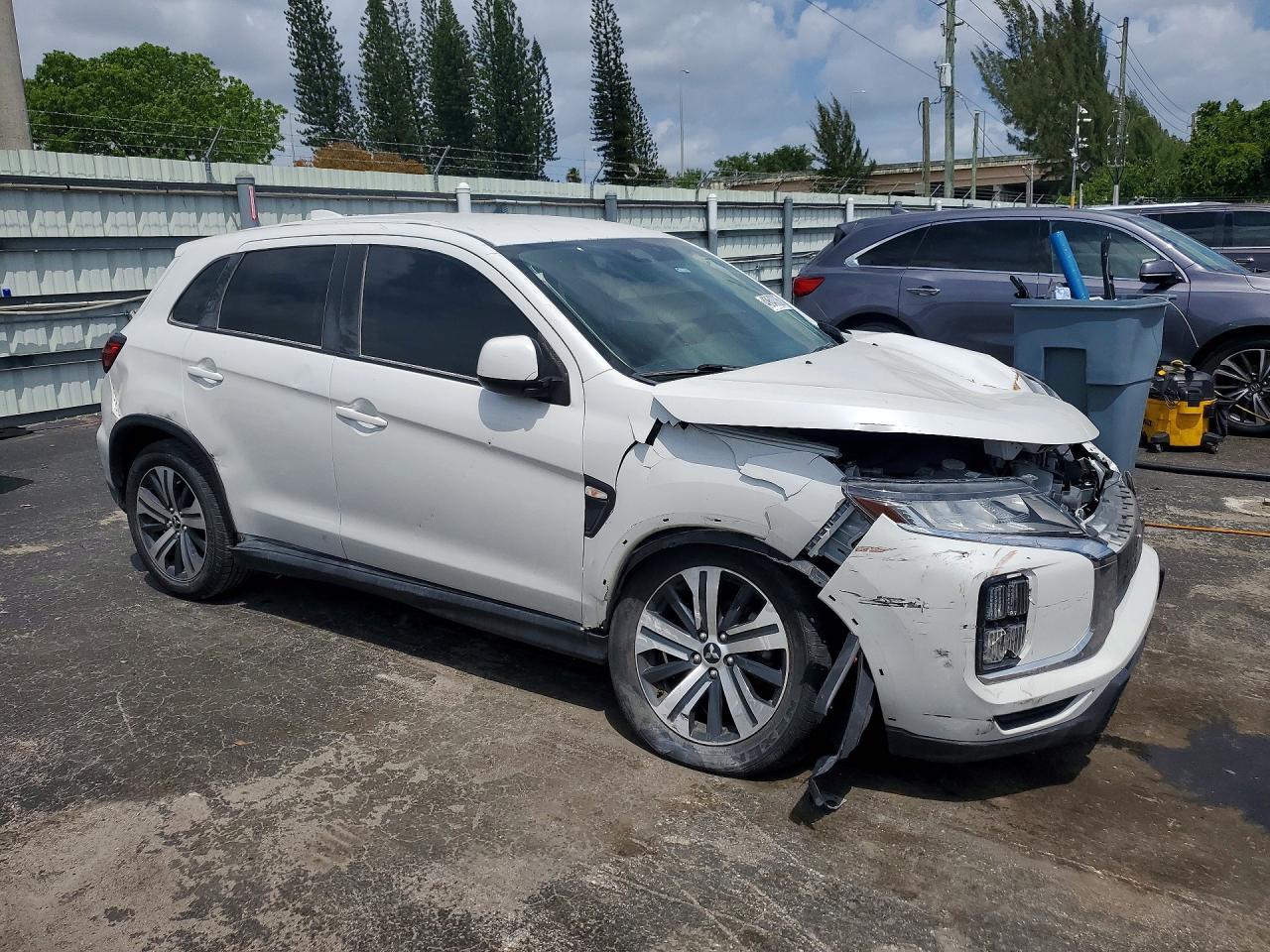2021 Mitsubishi Outlander Sport Es - Фото 4