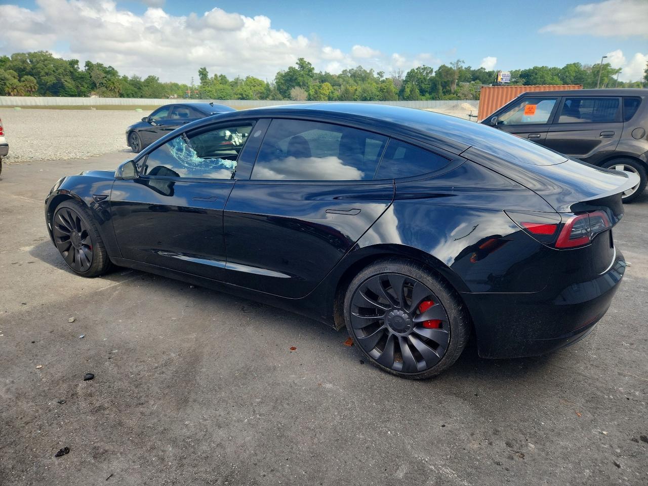 2023 Tesla Model 3 - Image 2