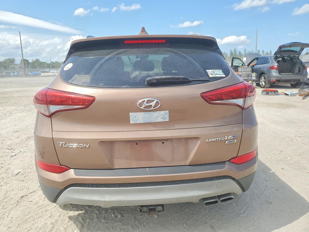 2017 Hyundai Tucson Limited - Image 6