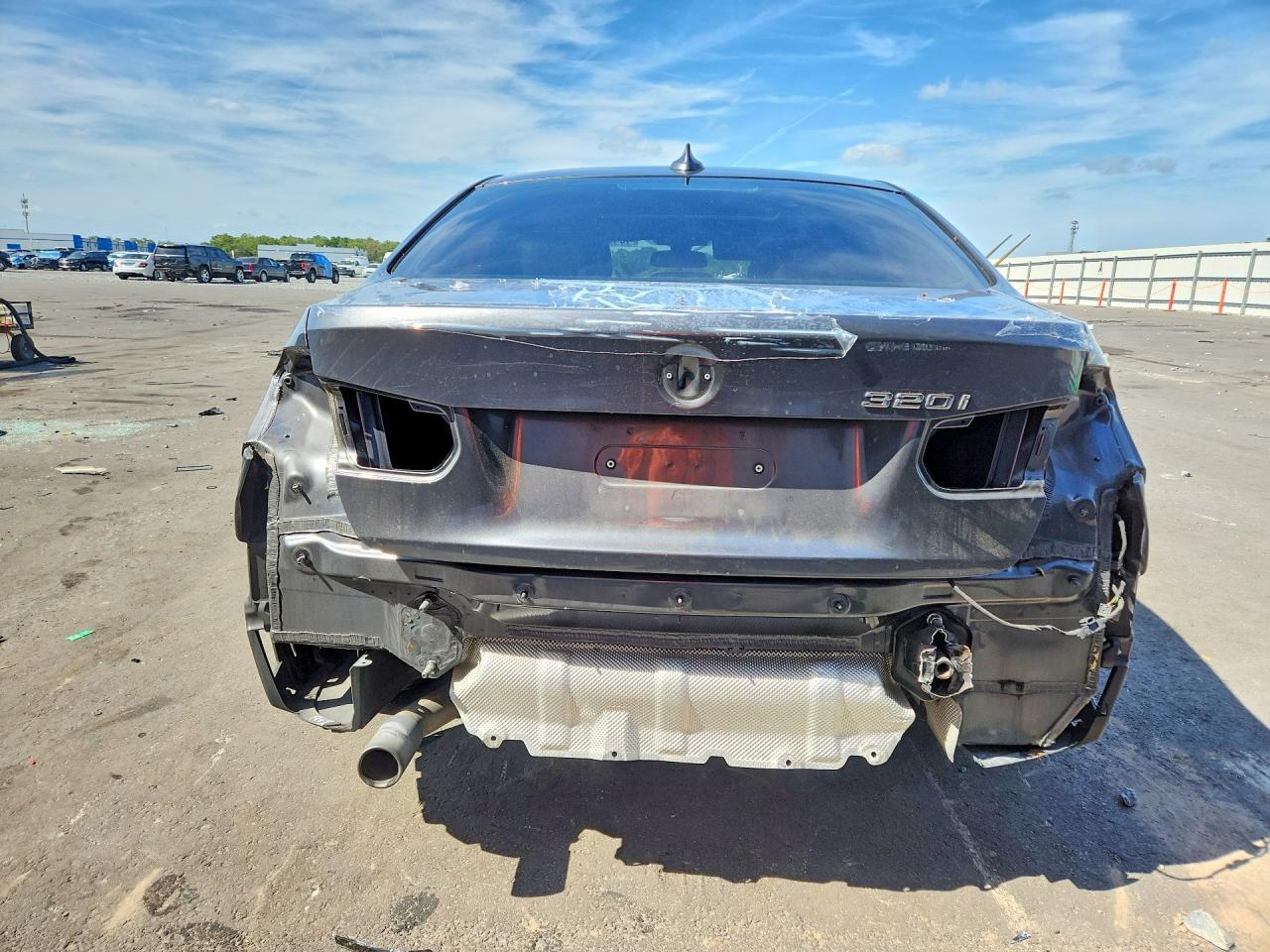 2018 BMW 320 I - Image 6