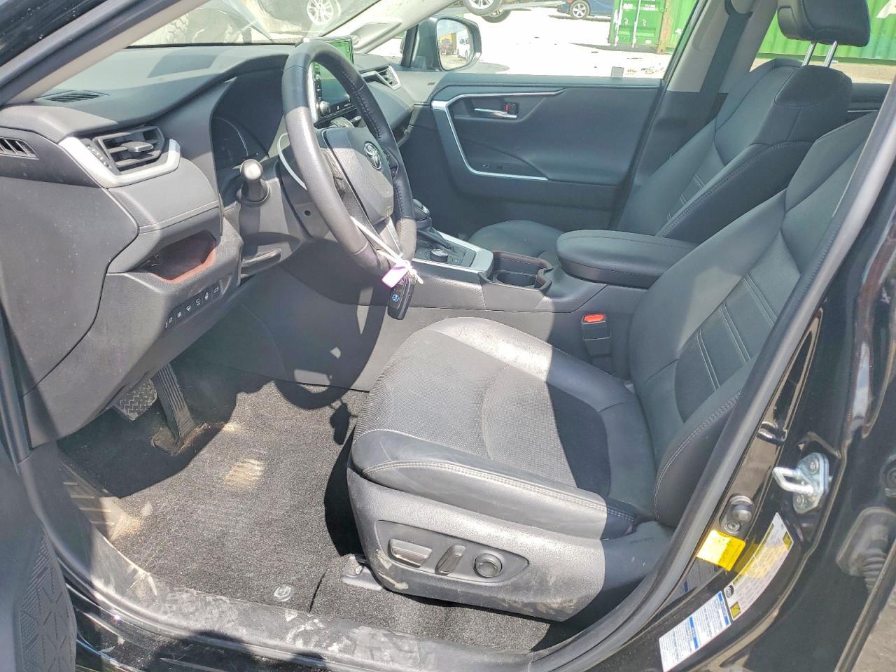 2021 Toyota Rav4 Limited - Фото 7