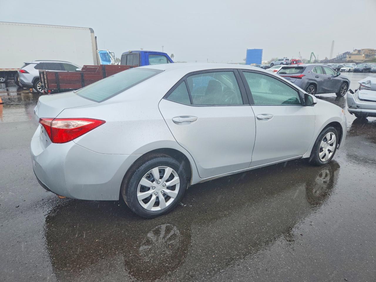 2017 Toyota Corolla L - Фото 3