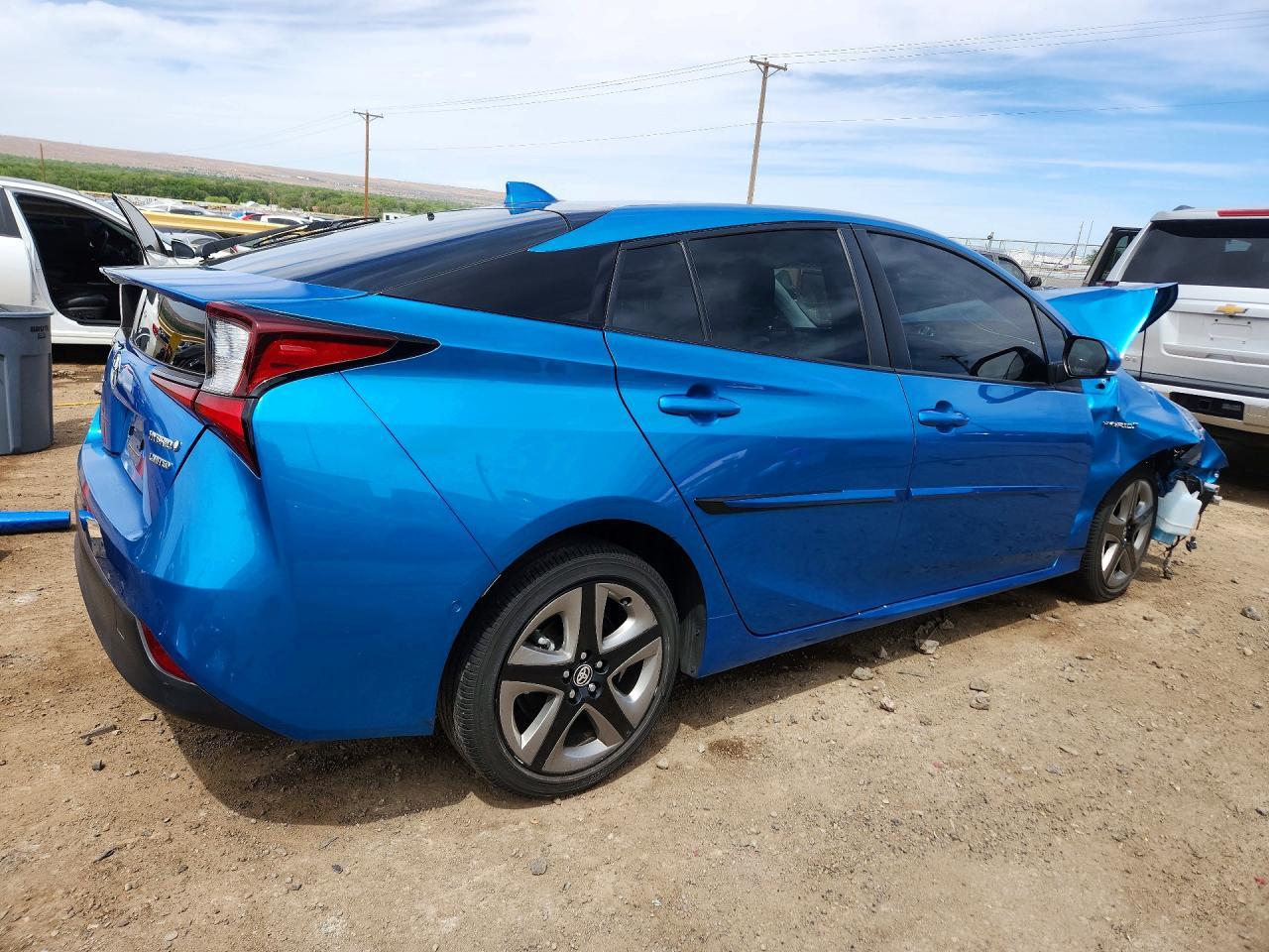 2022 Toyota Prius Limited - Фото 3