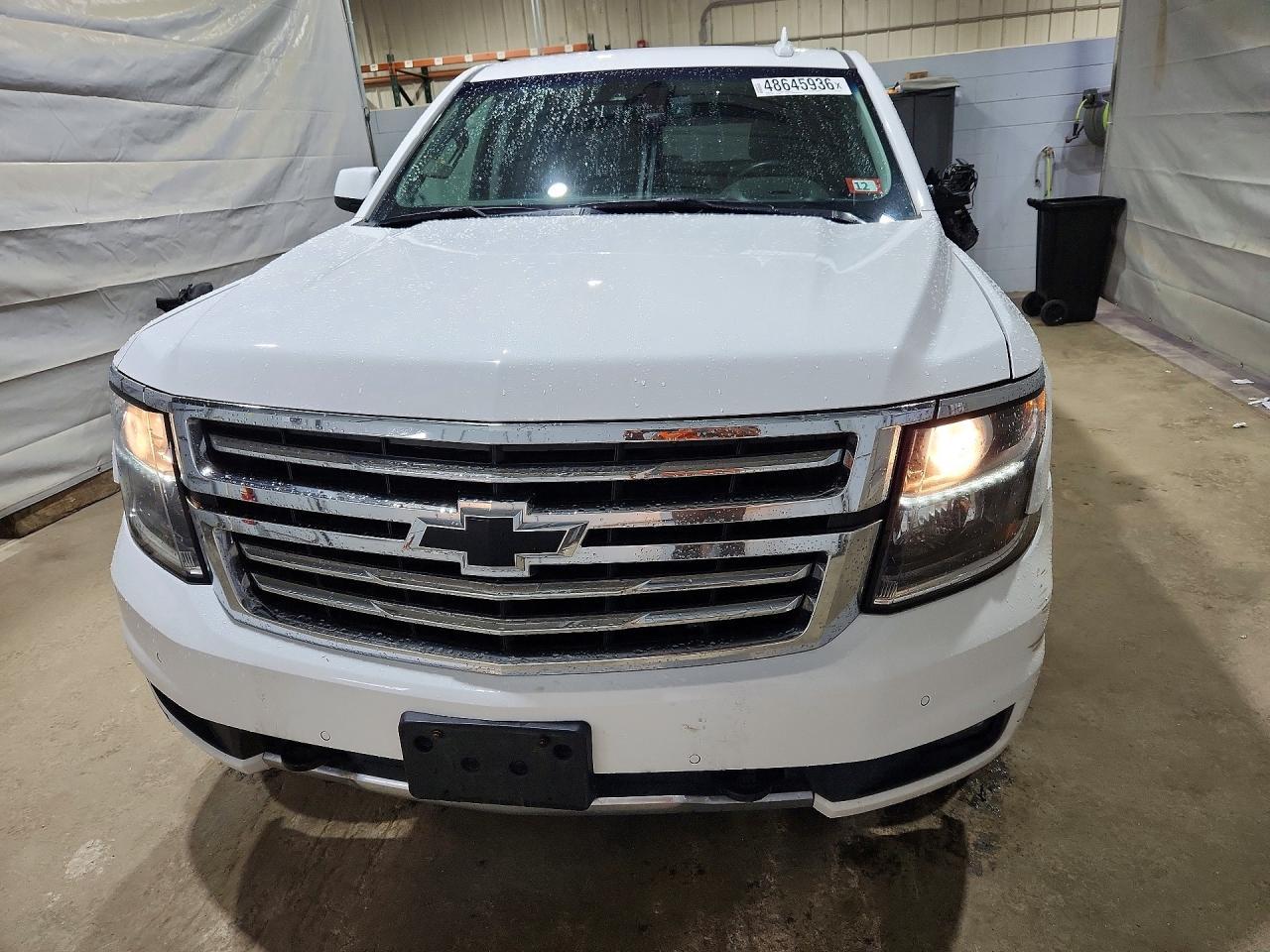2019 Chevrolet Suburban K1500 Lt - Image 5