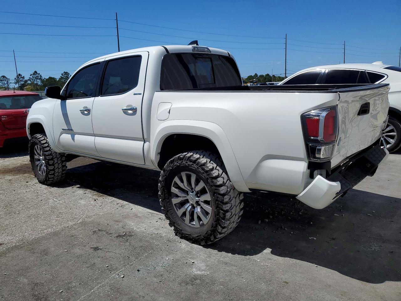2023 Toyota Tacoma Limited - Фото 2