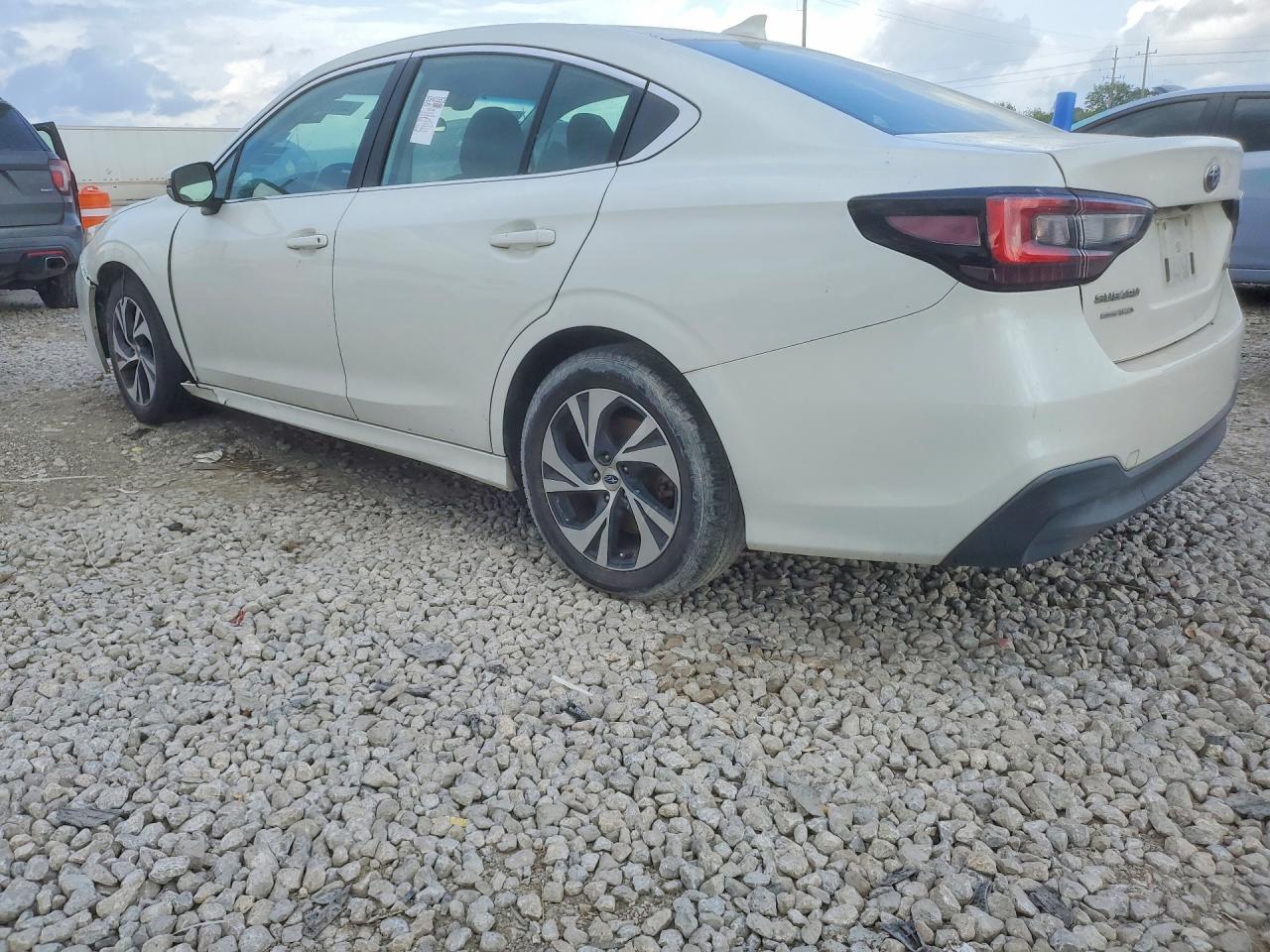 2020 Subaru Legacy Premium - Image 2