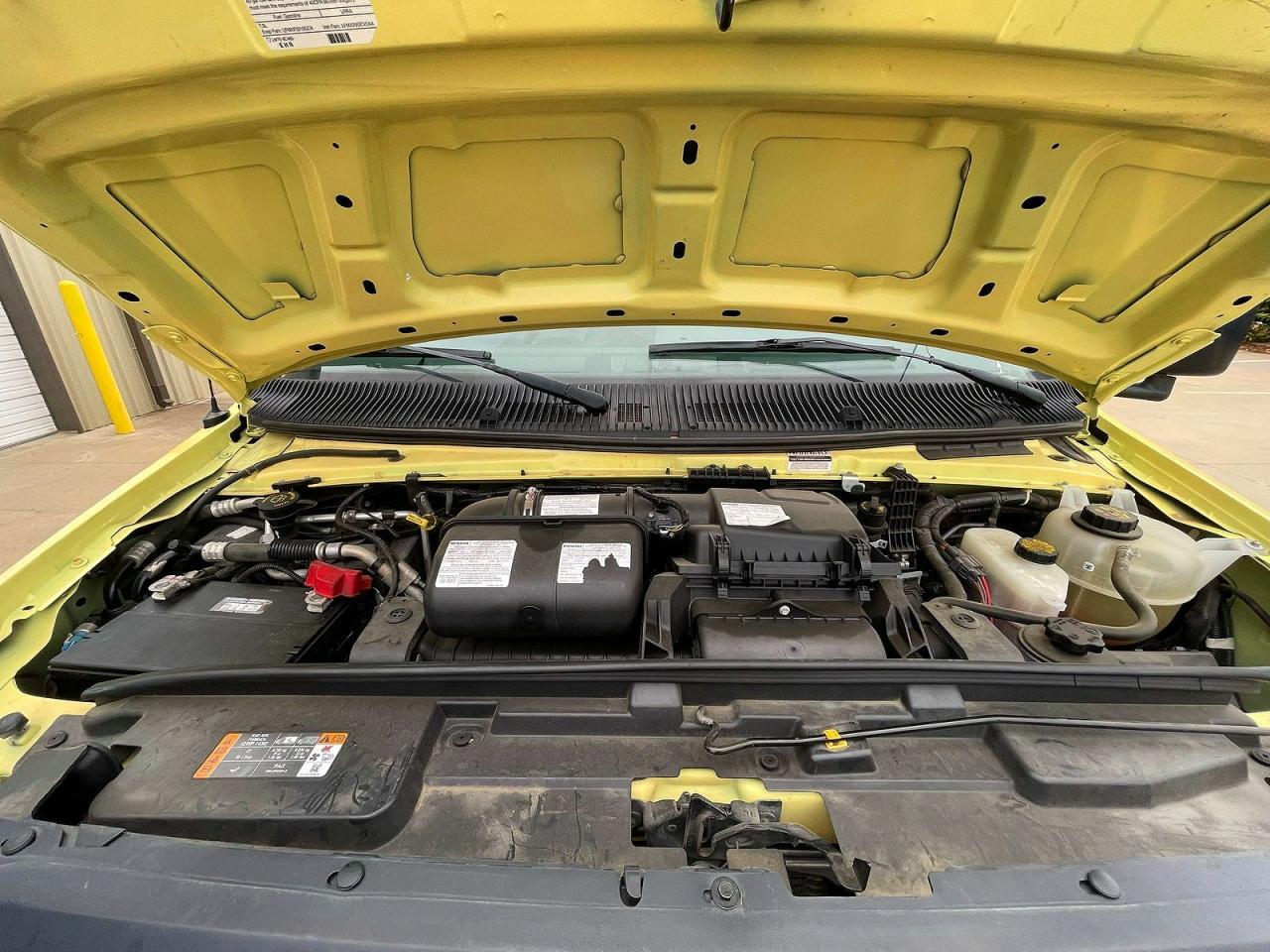 2021 Ford Econoline E450 Super Duty Cutaway Van - Фото 7