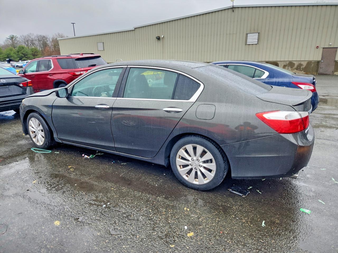 2015 Honda Accord Sport - Image 2