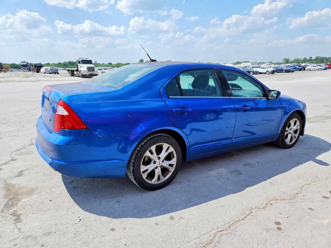 2012 Ford Fusion Se - Image 3