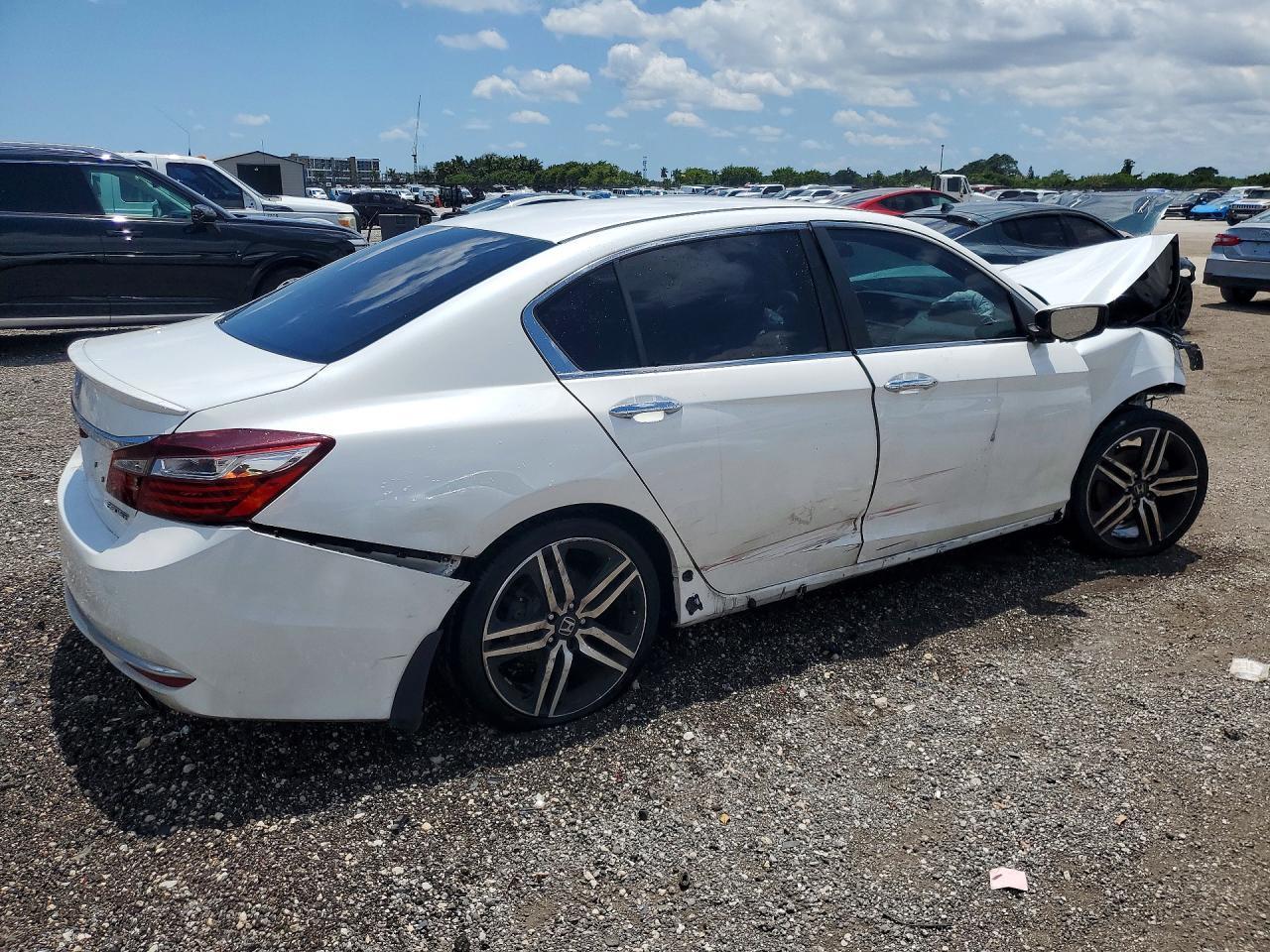 2017 Honda Accord Sport - Фото 3