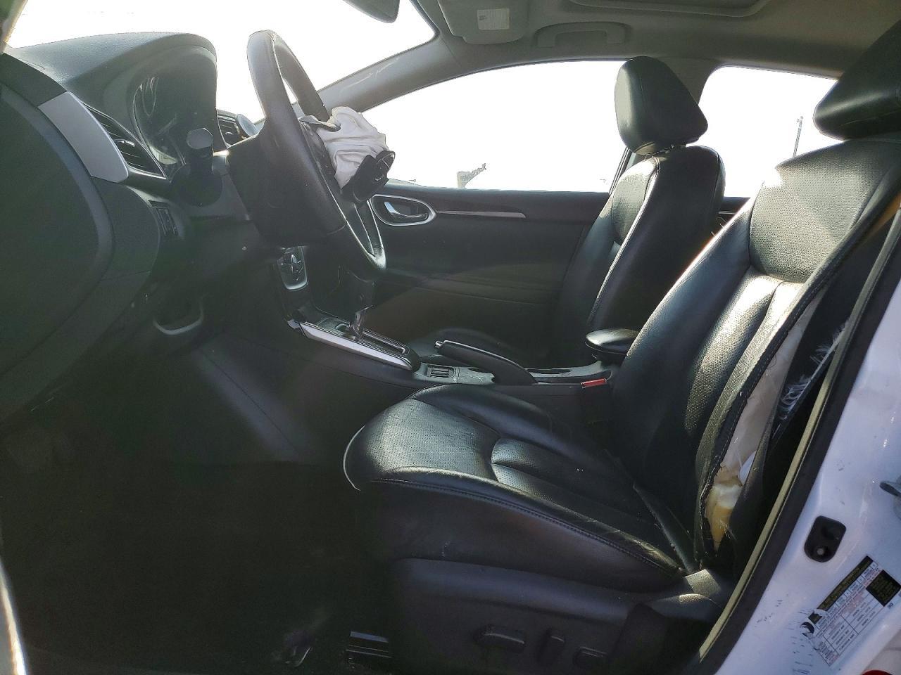 2019 Nissan Sentra S - Фото 7